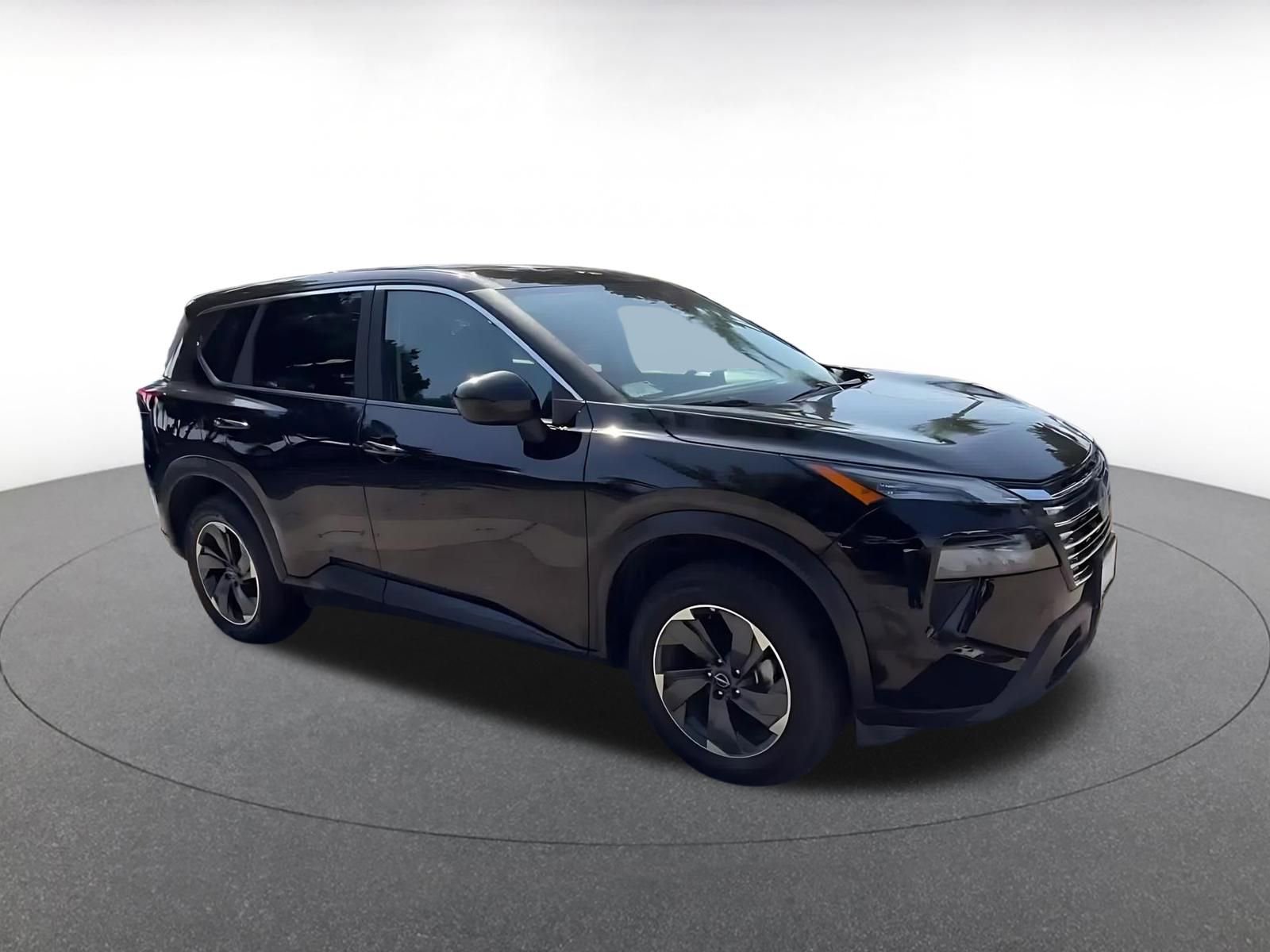 Thumbnail: 2025 Nissan Rogue - 2