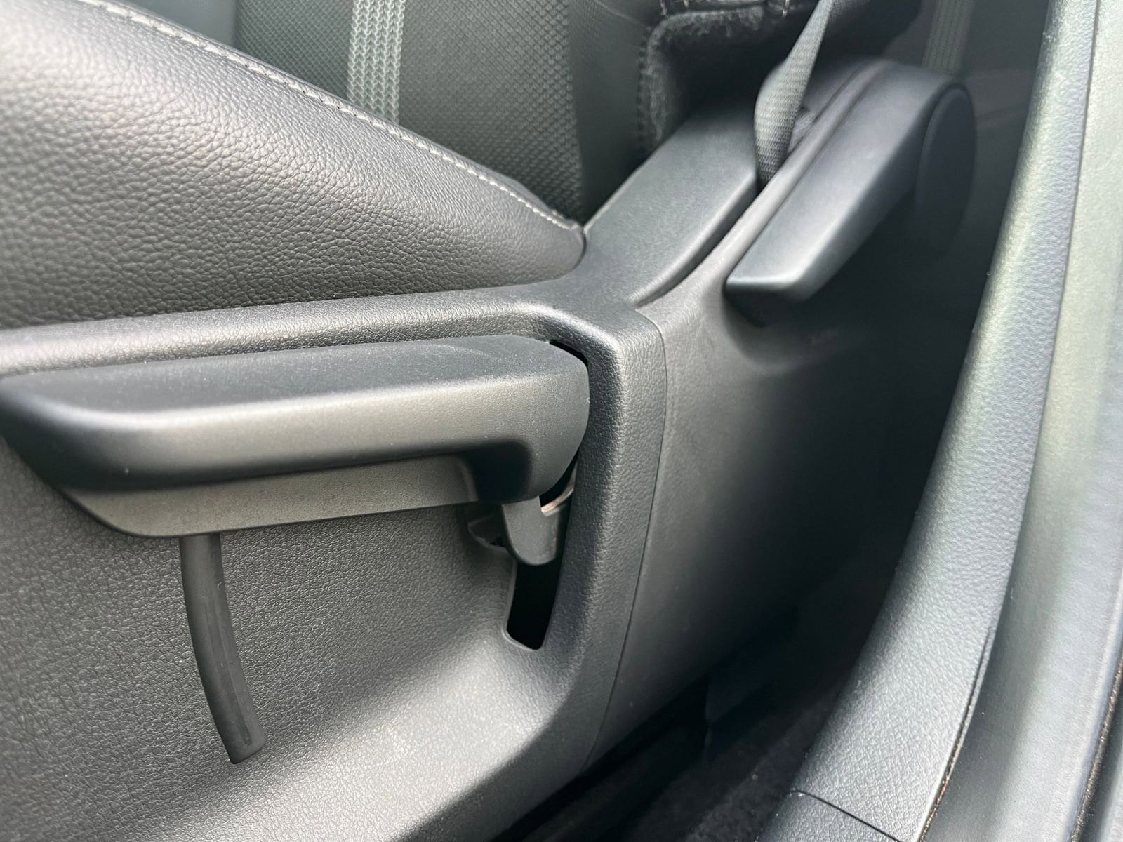 Thumbnail: 2025 Mazda CX-50 - 23