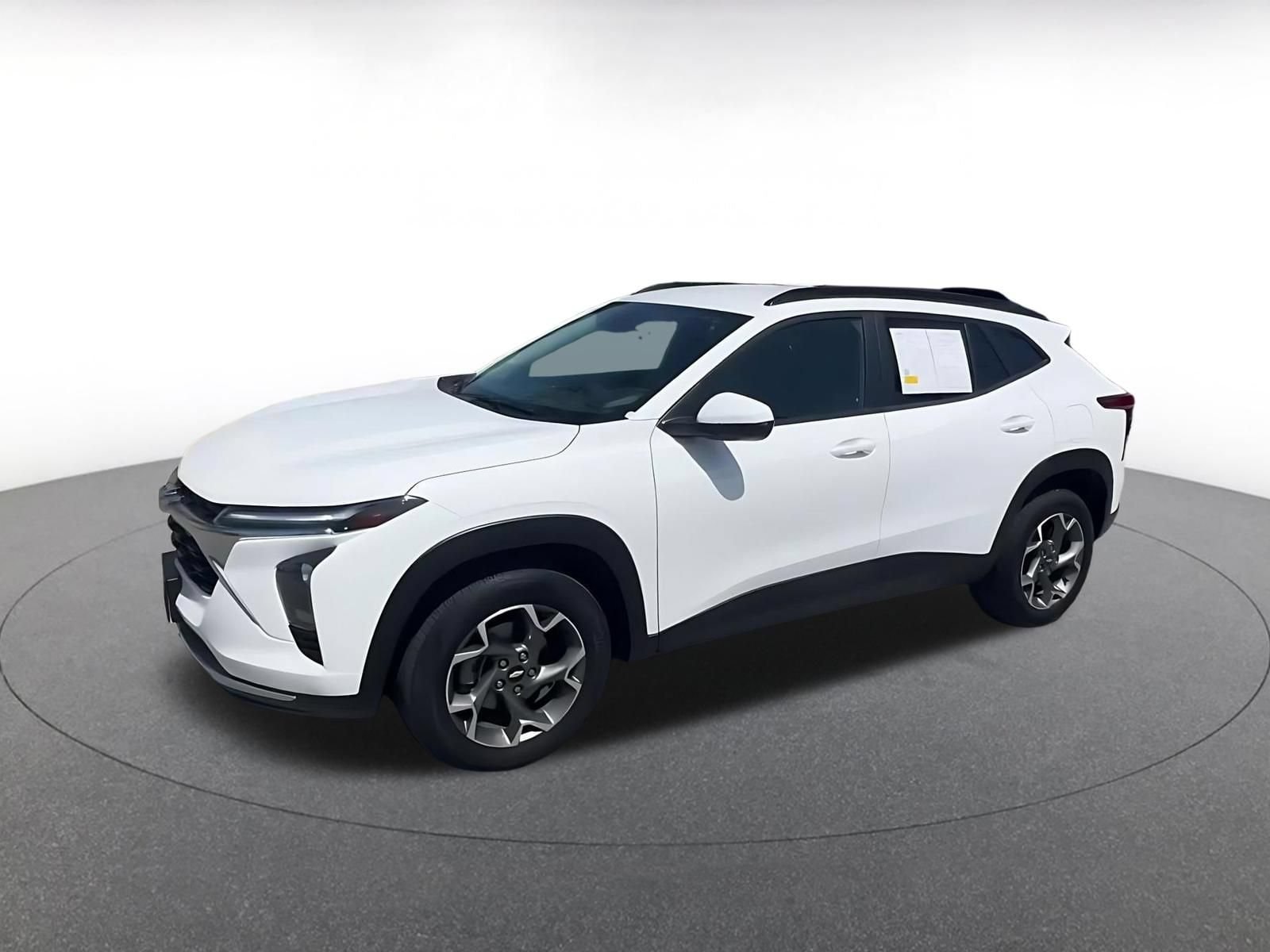 Thumbnail: 2025 Chevrolet Trax - 6