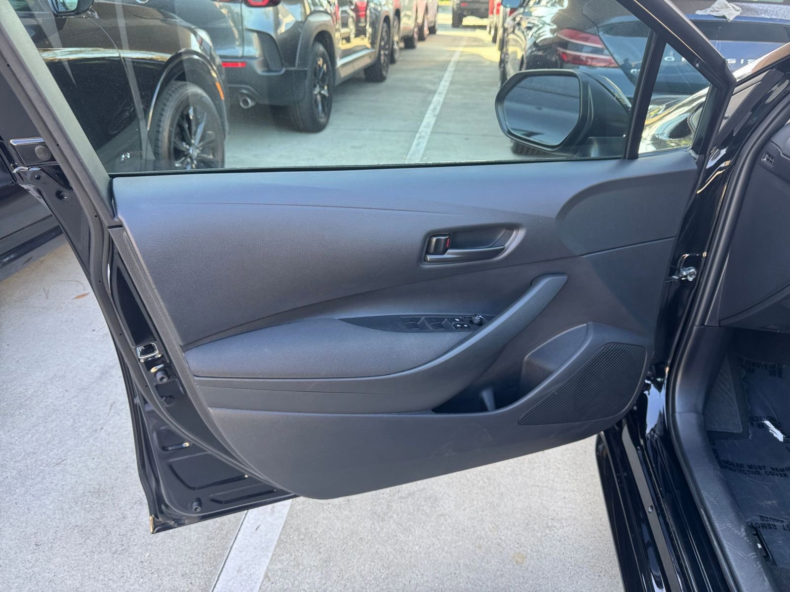 Thumbnail: 2025 Toyota Corolla - 20