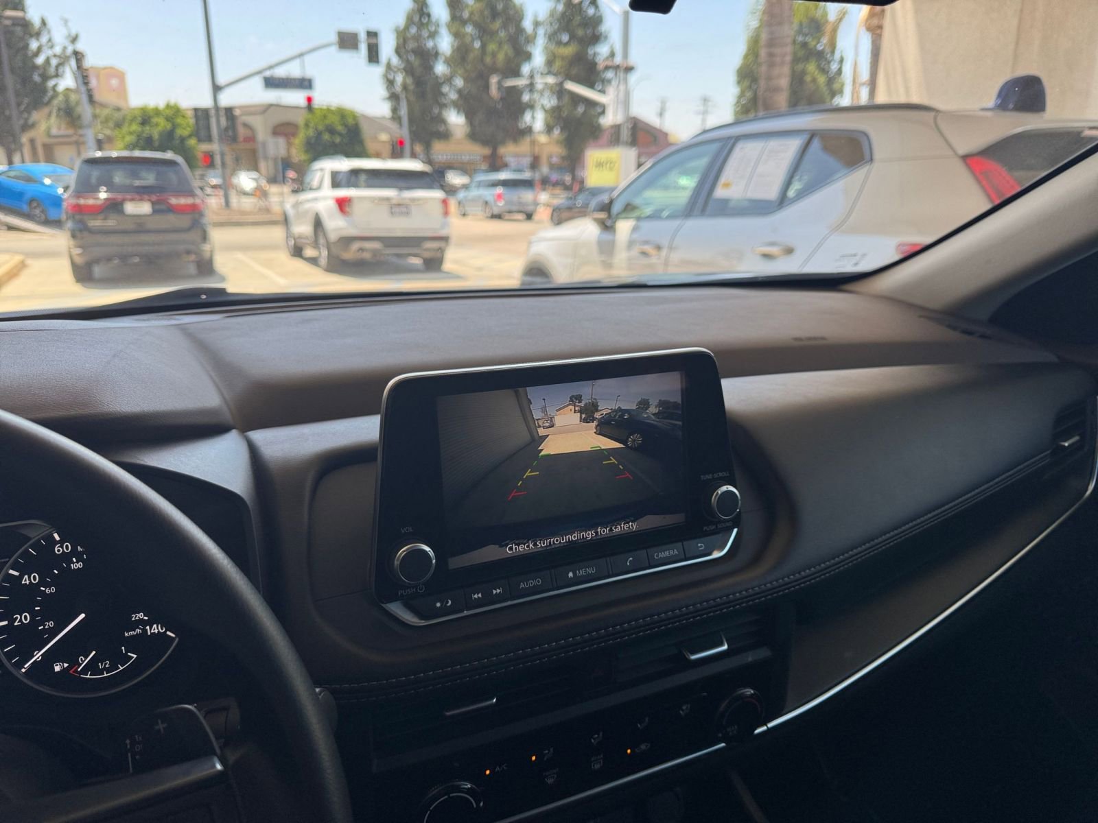 Thumbnail: 2023 Nissan Rogue - 17