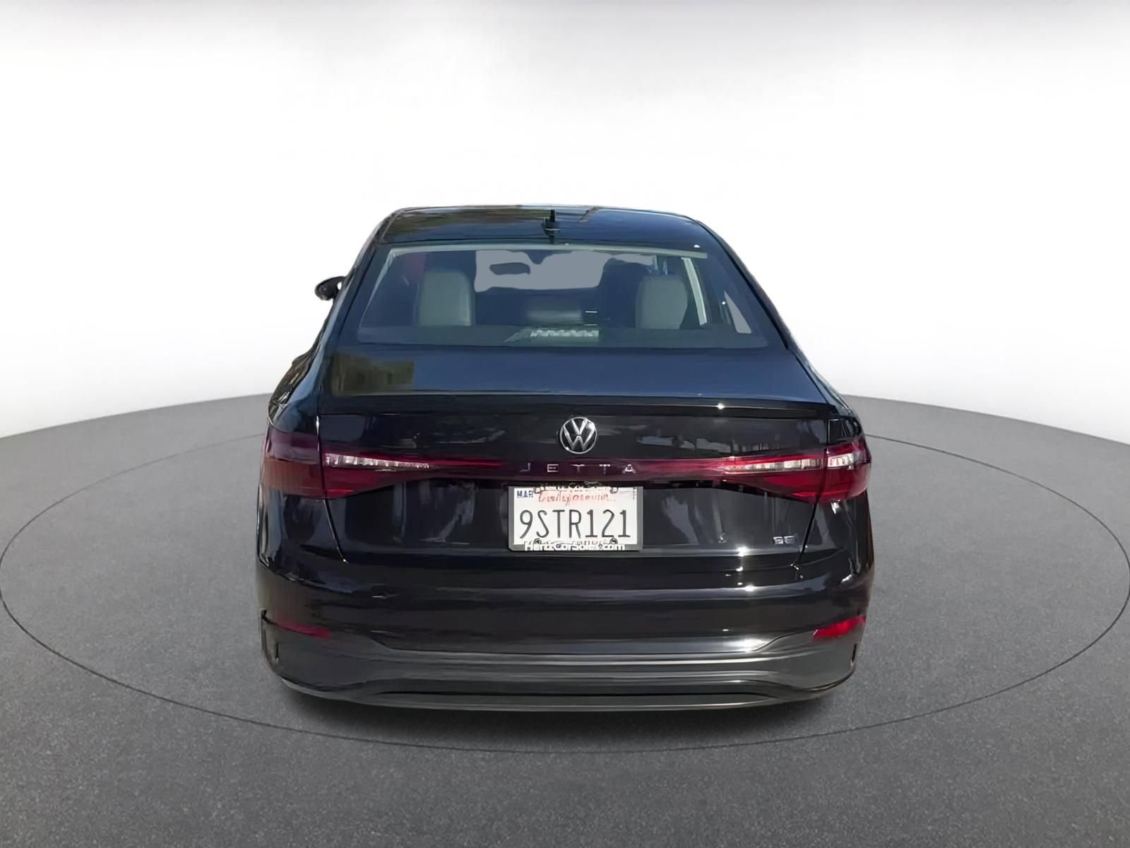 Thumbnail: 2025 Volkswagen Jetta - 12