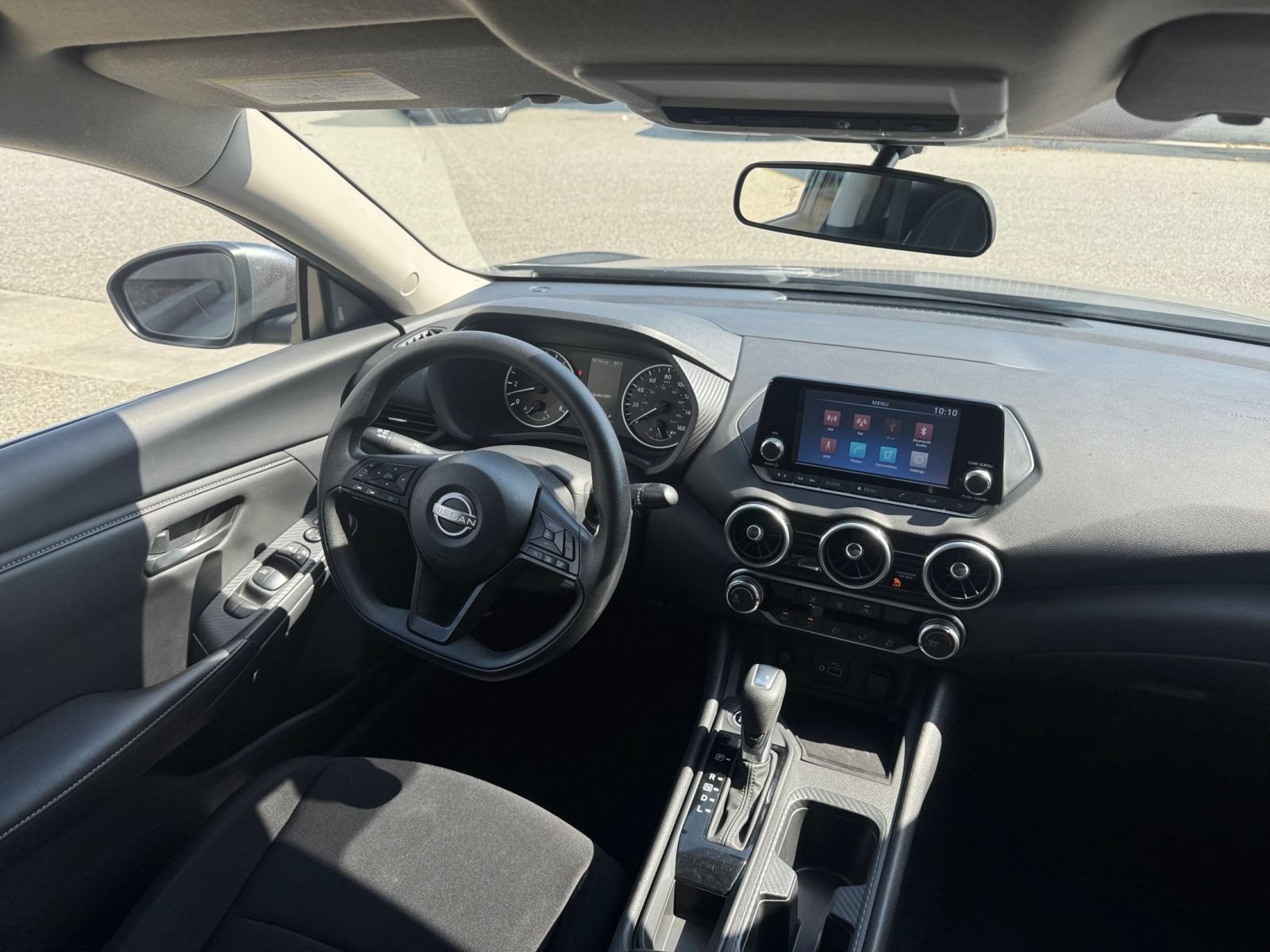 Thumbnail: 2025 Nissan Sentra - 32