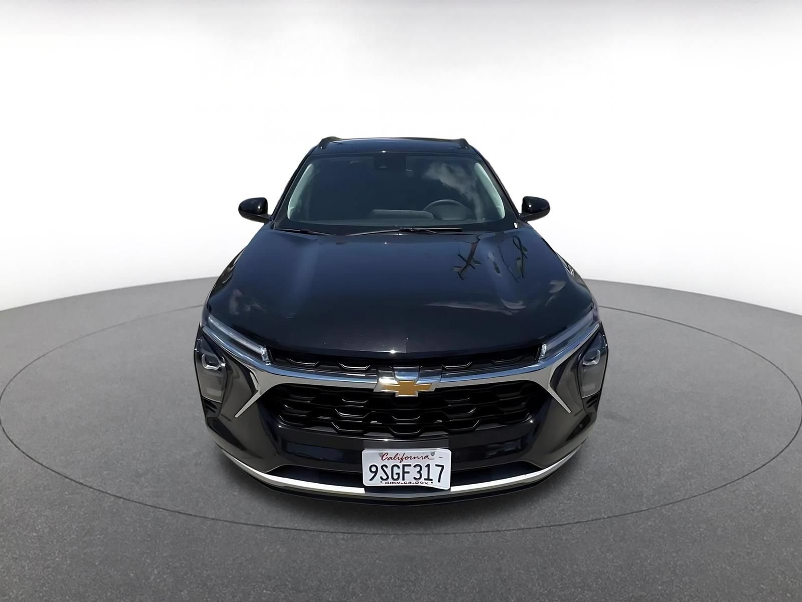 Thumbnail: 2025 Chevrolet Trax - 4
