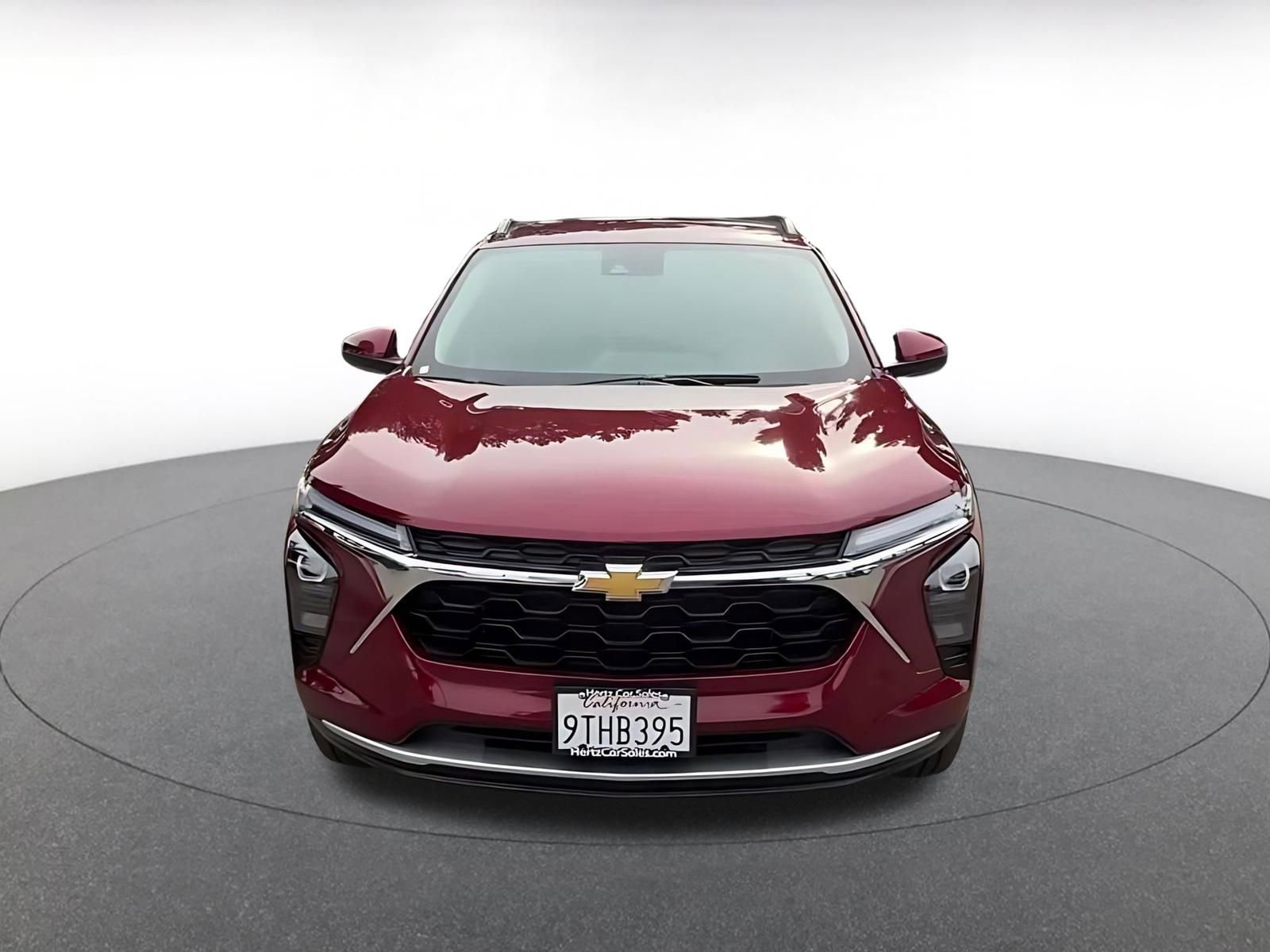 Thumbnail: 2025 Chevrolet Trax - 4