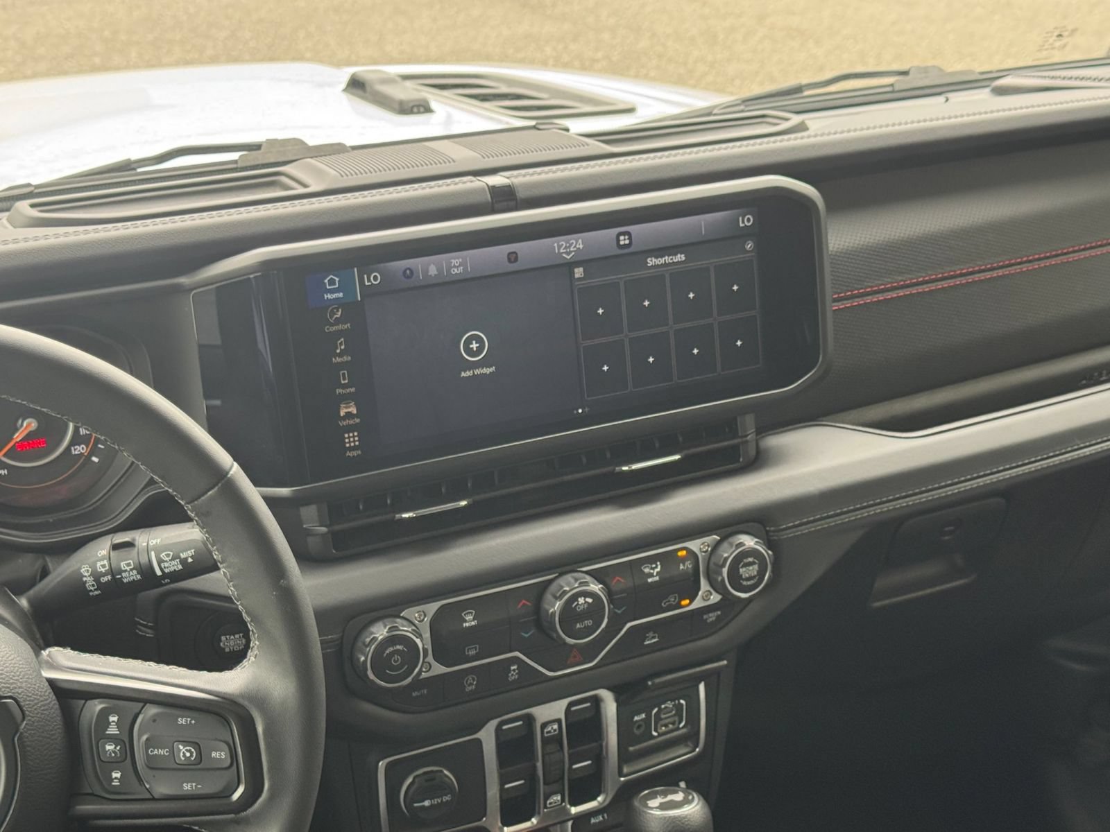 Thumbnail: 2025 Jeep Wrangler - 17