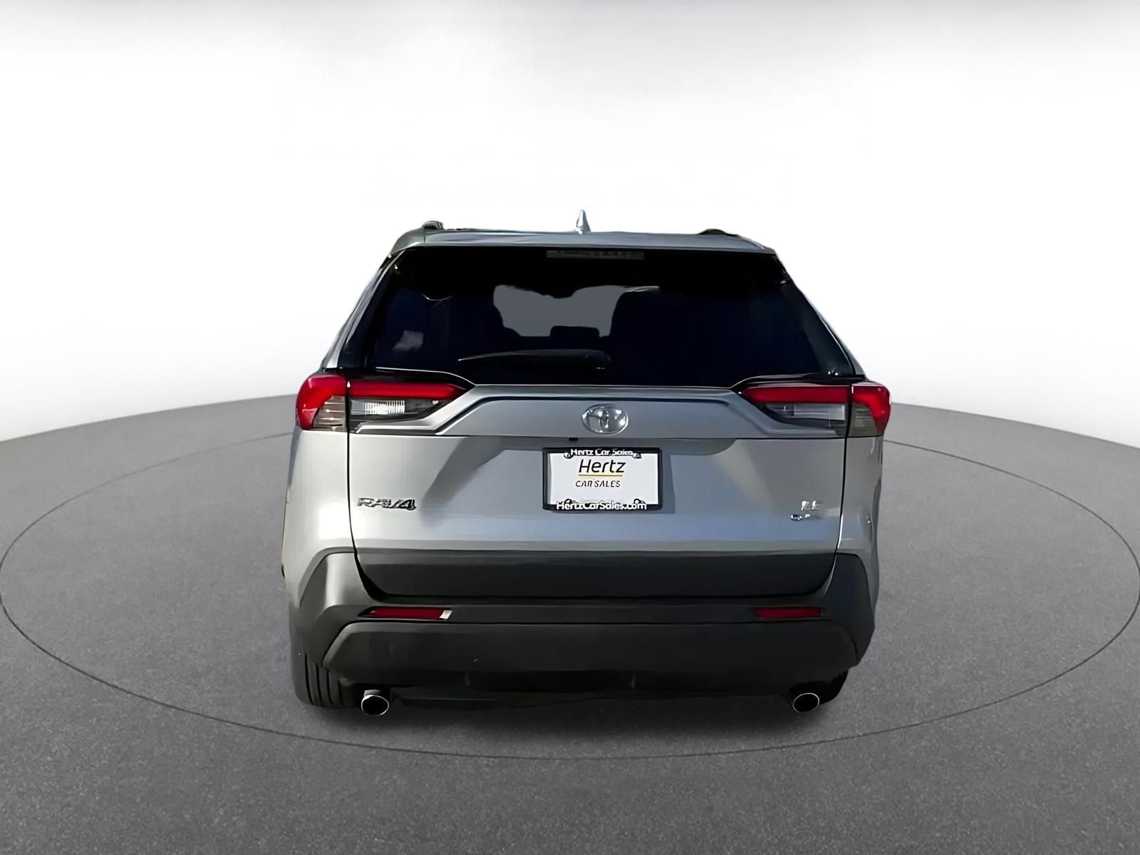 Thumbnail: 2025 Toyota RAV4 - 12