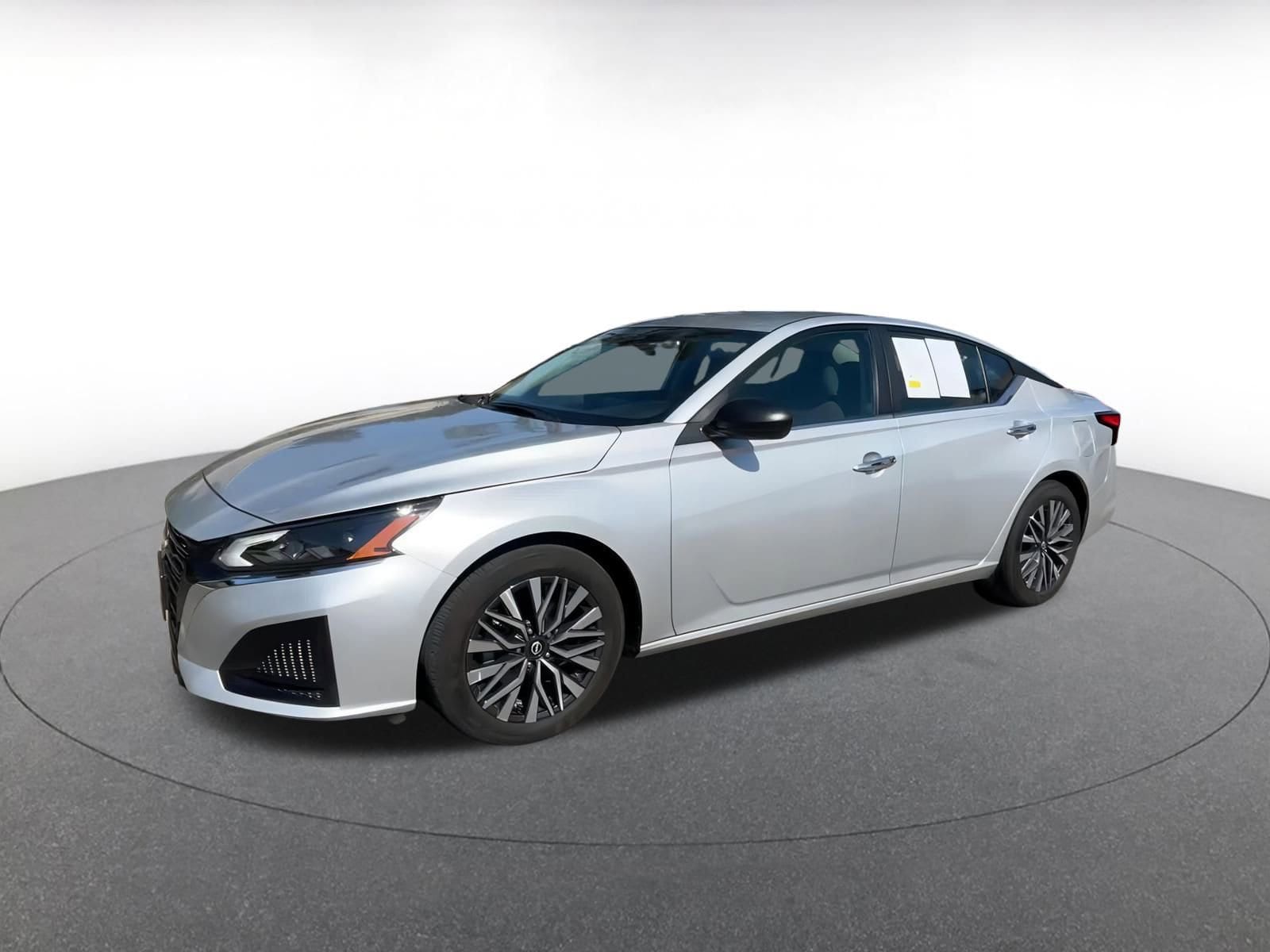 Thumbnail: 2024 Nissan Altima - 8