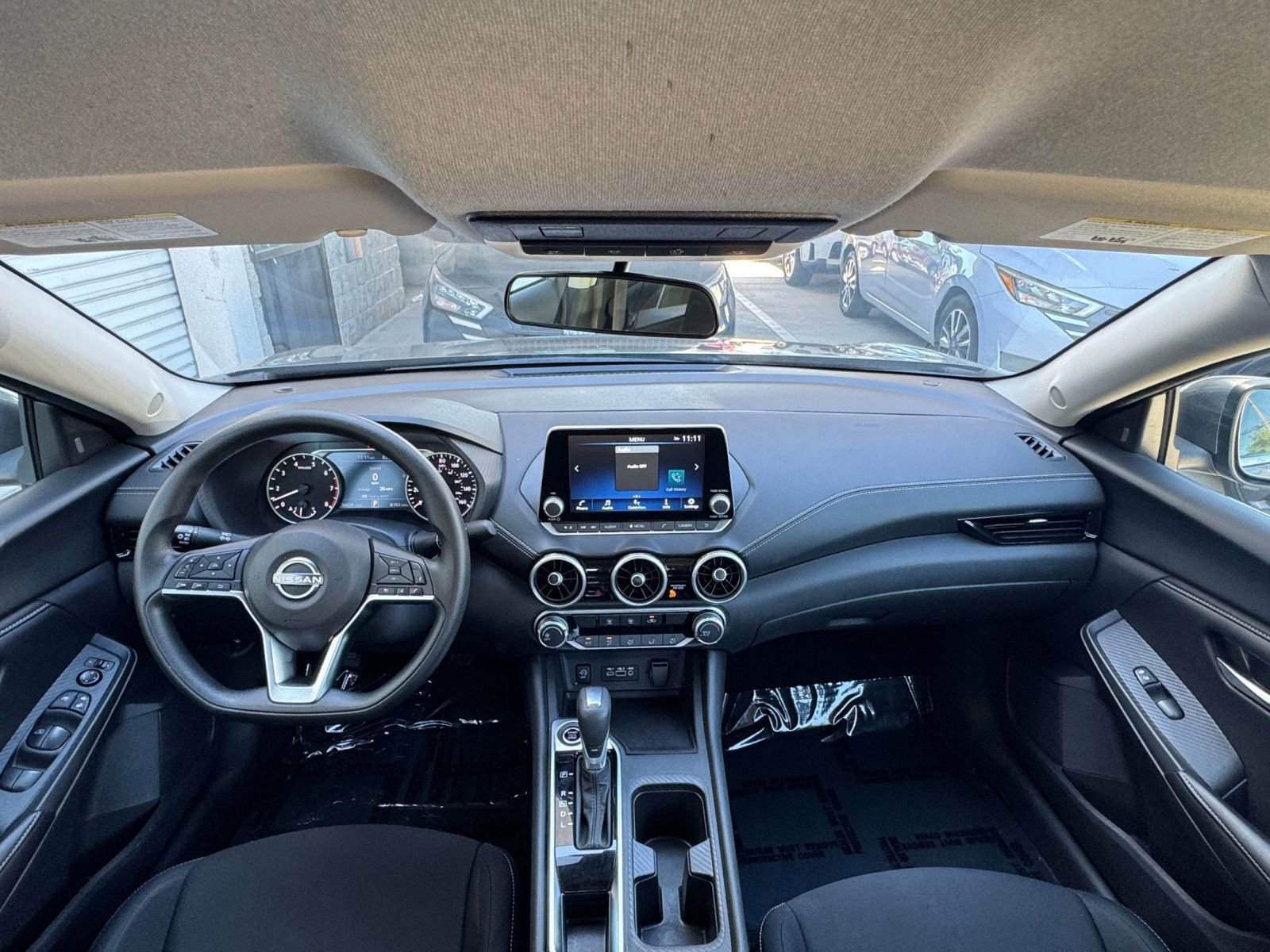 Thumbnail: 2025 Nissan Sentra - 32