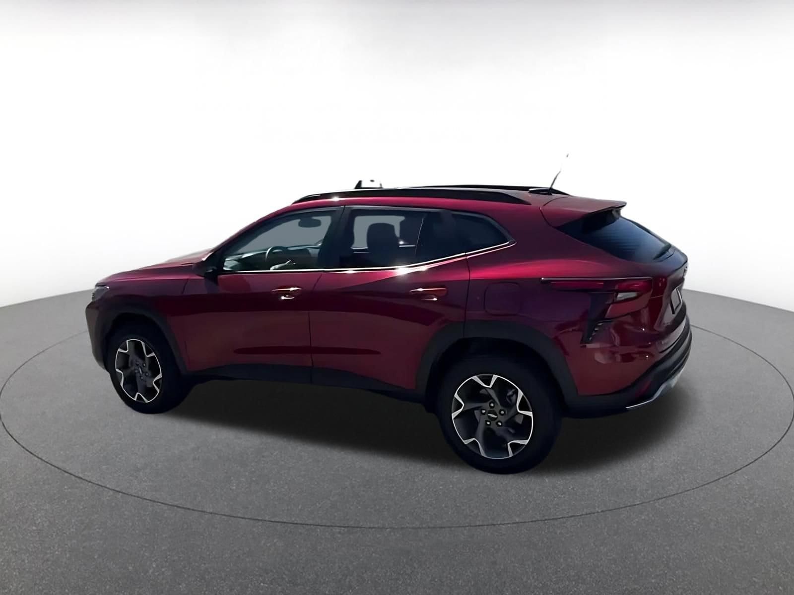 Thumbnail: 2025 Chevrolet Trax - 7