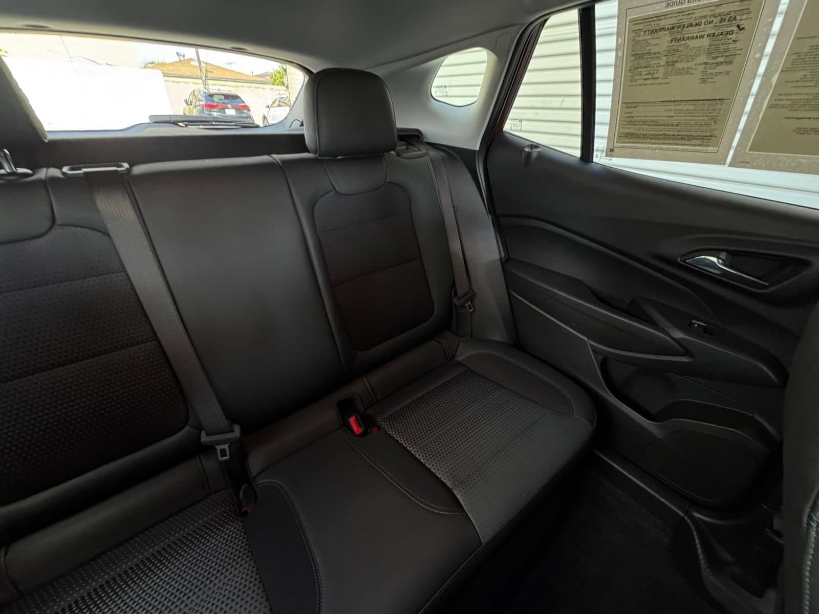 2025 Chevrolet Trax LT - Photo 36