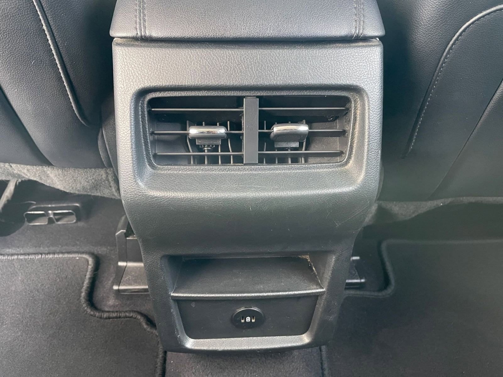 Thumbnail: 2023 Ford Edge - 24