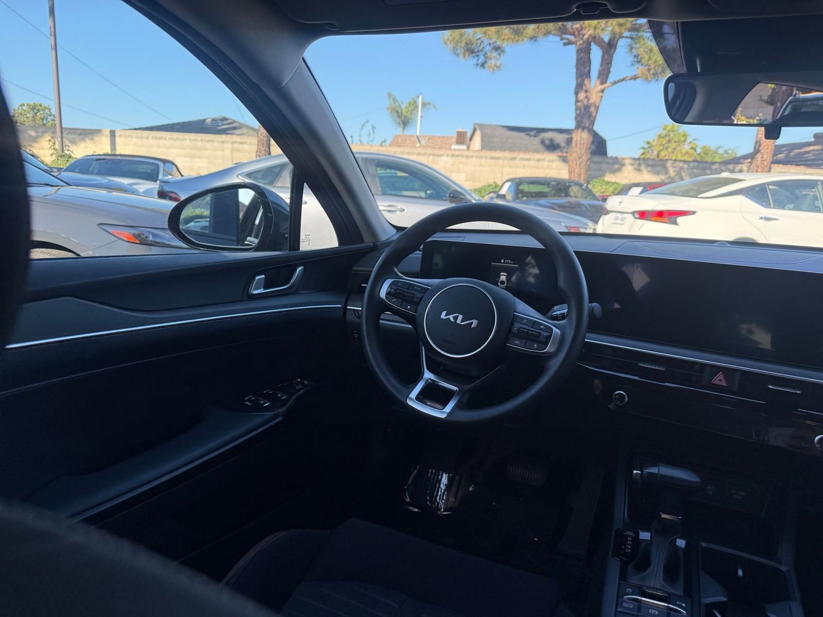 Thumbnail: 2025 Kia K5 - 31