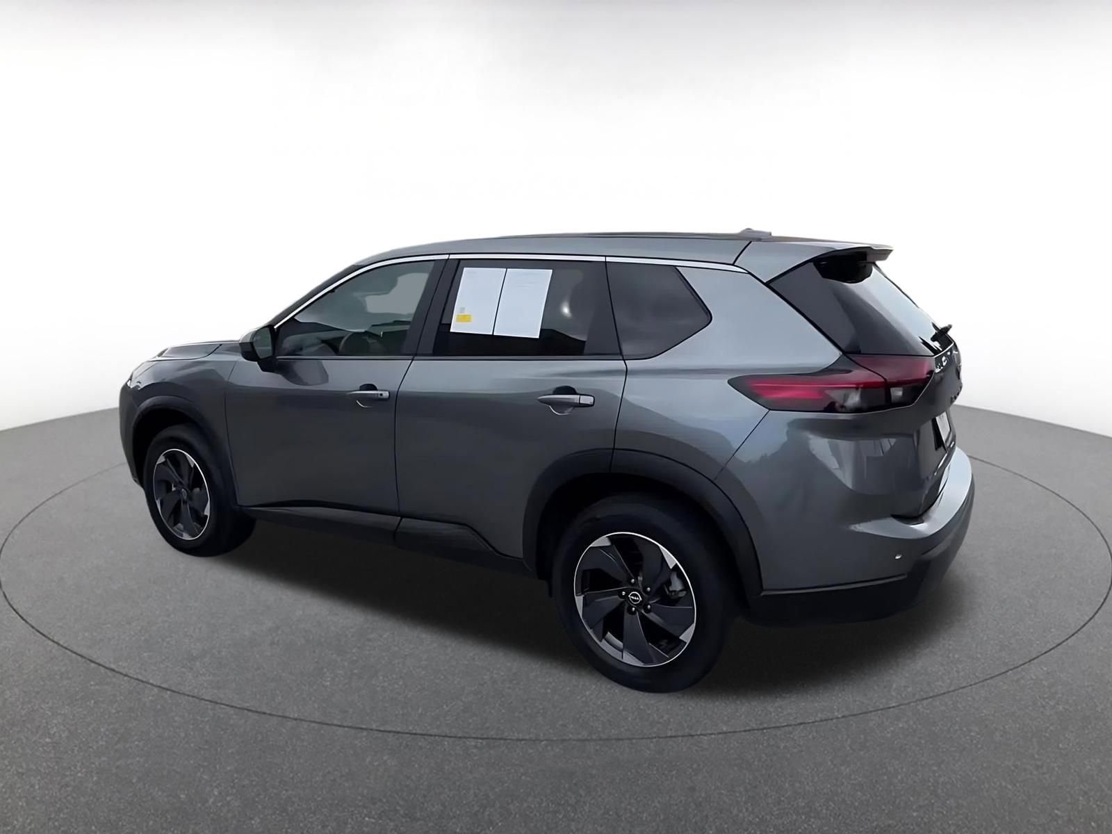 Thumbnail: 2025 Nissan Rogue - 10
