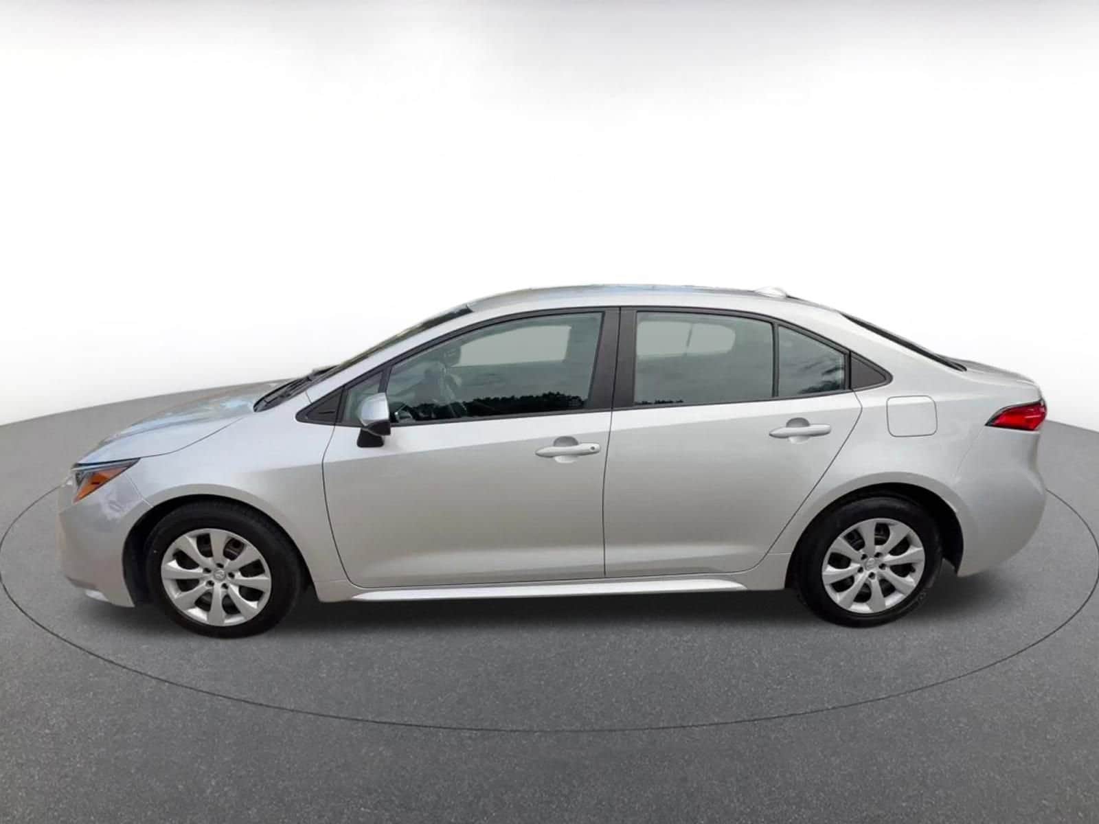 Thumbnail: 2023 Toyota Corolla - 8