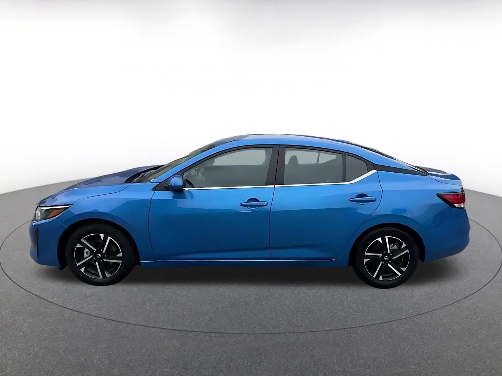 Thumbnail: 2025 Nissan Sentra - 9