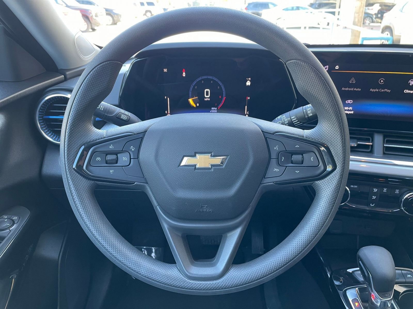 Thumbnail: 2025 Chevrolet Trax - 28