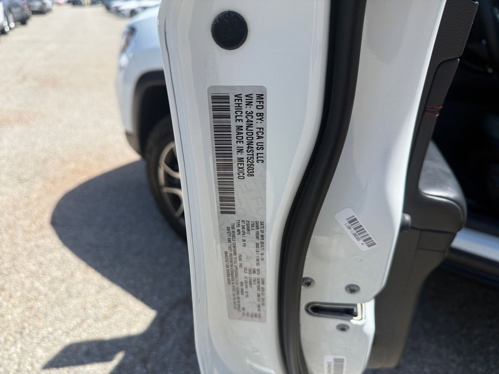 Thumbnail: 2025 Jeep Compass - 24