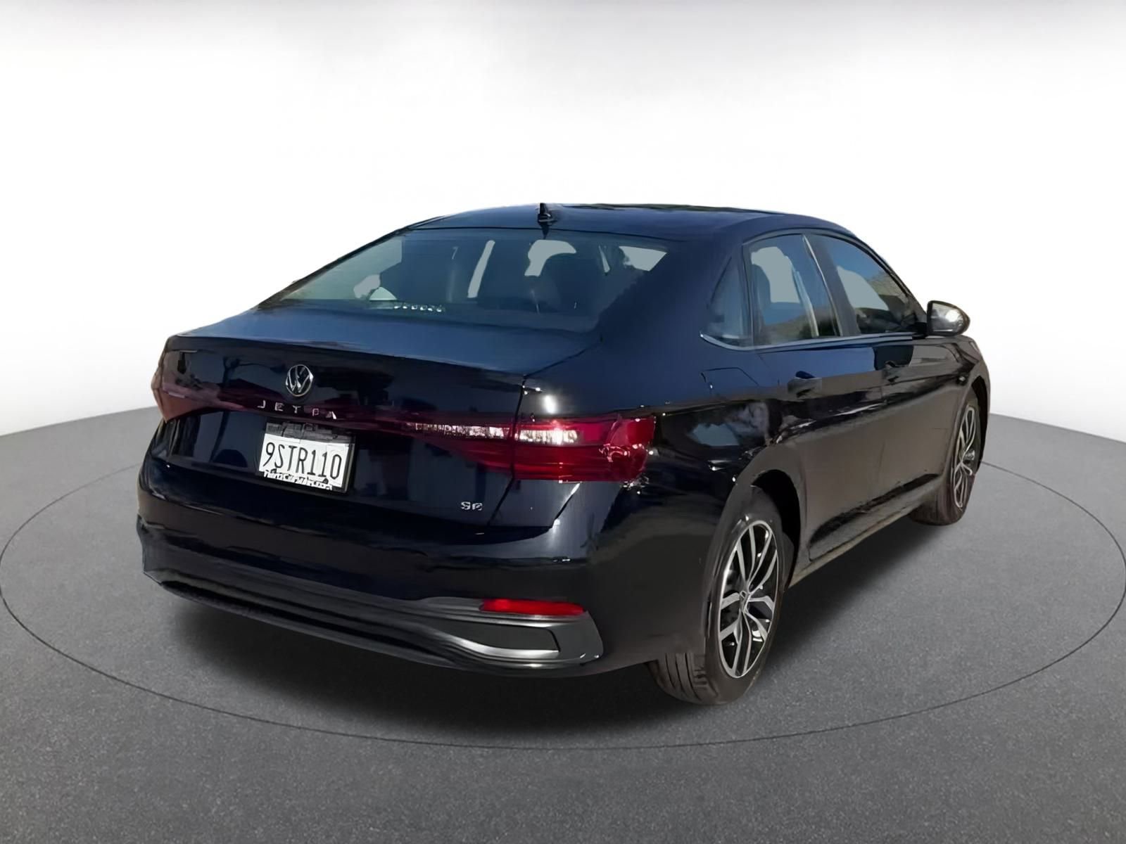 Thumbnail: 2025 Volkswagen Jetta - 14