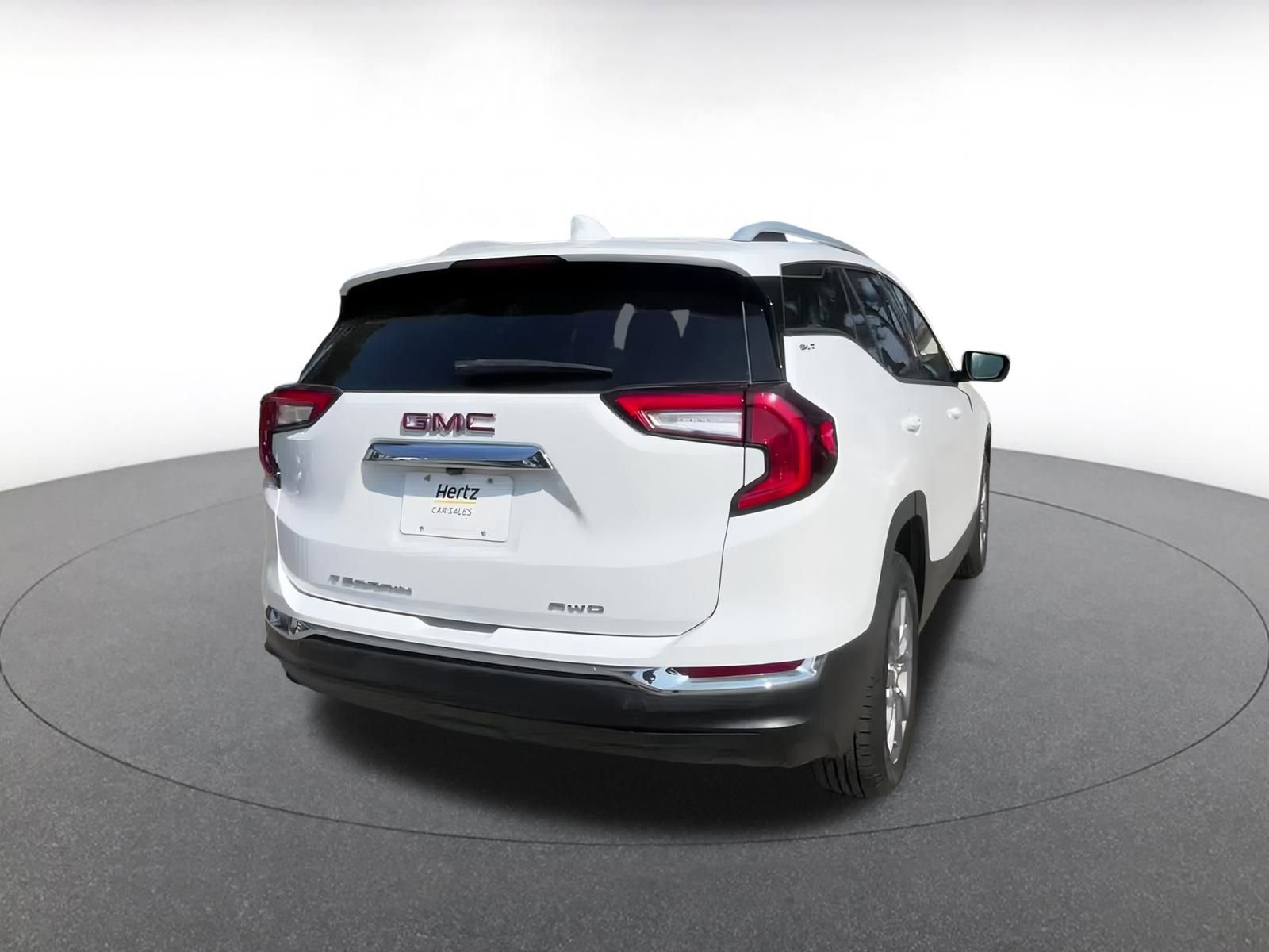 Thumbnail: 2024 GMC Terrain - 14