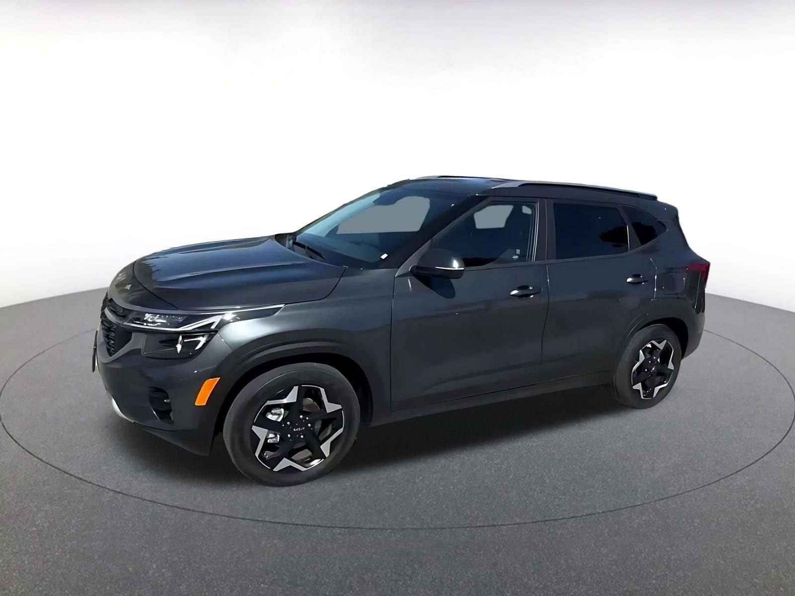 Thumbnail: 2025 Kia Seltos - 8