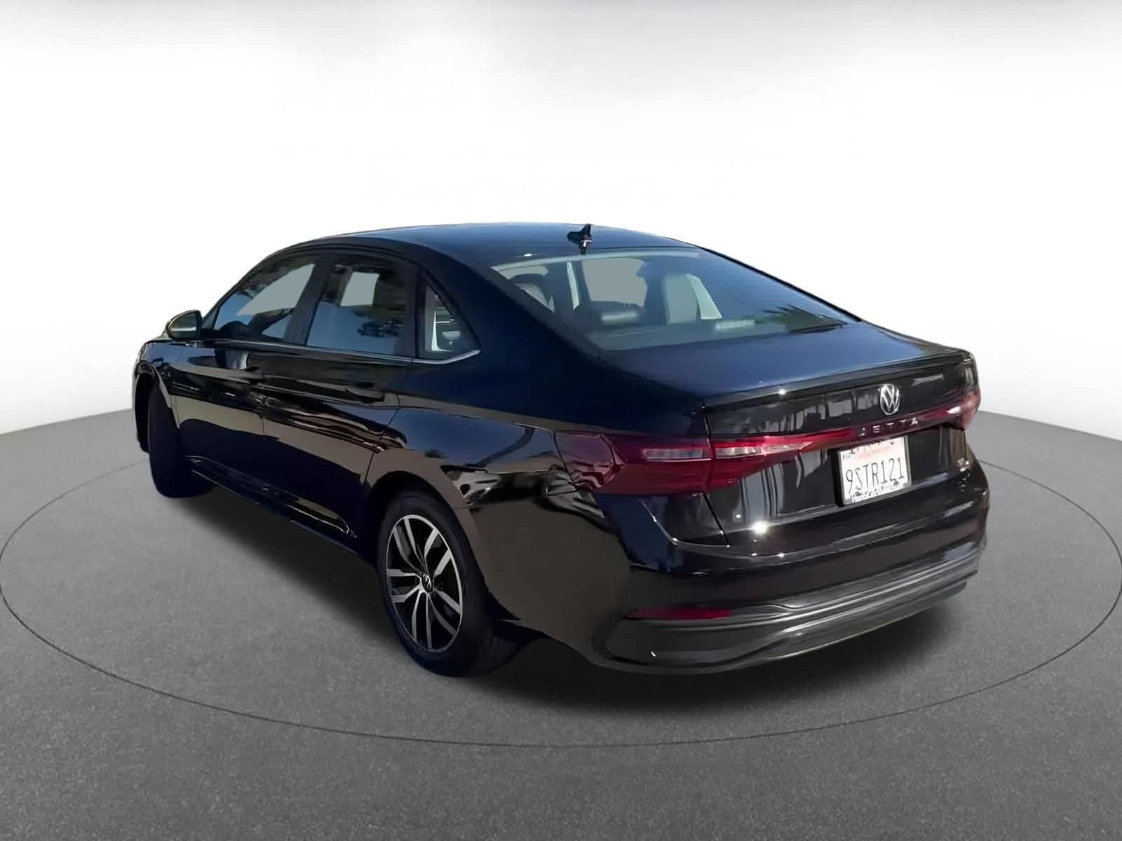 Thumbnail: 2025 Volkswagen Jetta - 11