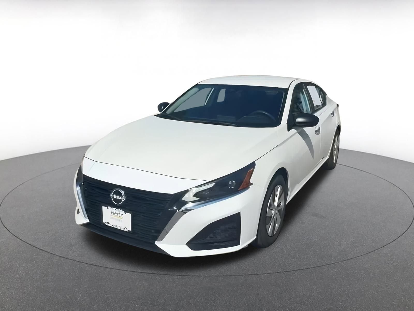 Thumbnail: 2024 Nissan Altima - 7