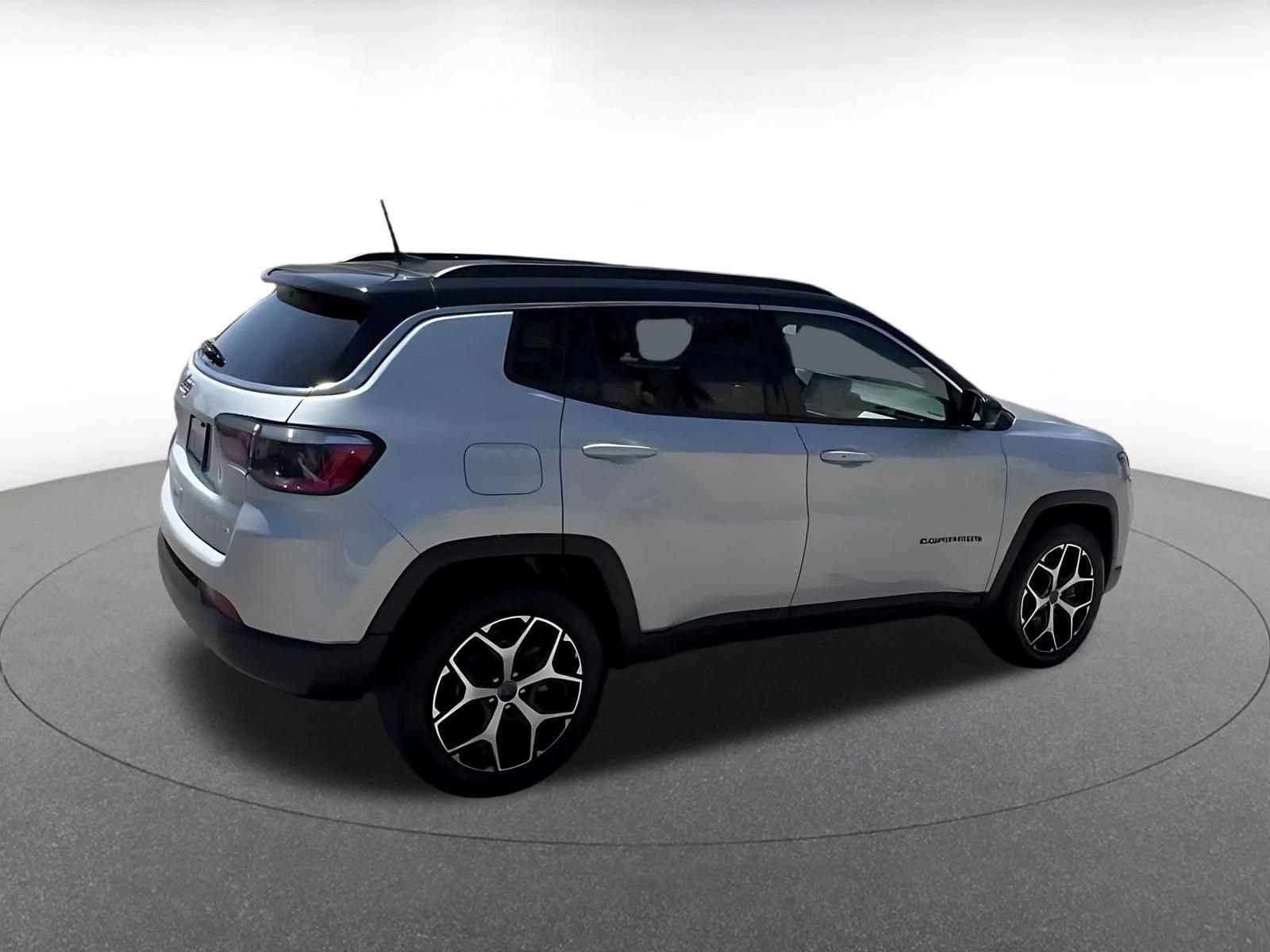 Thumbnail: 2025 Jeep Compass - 15