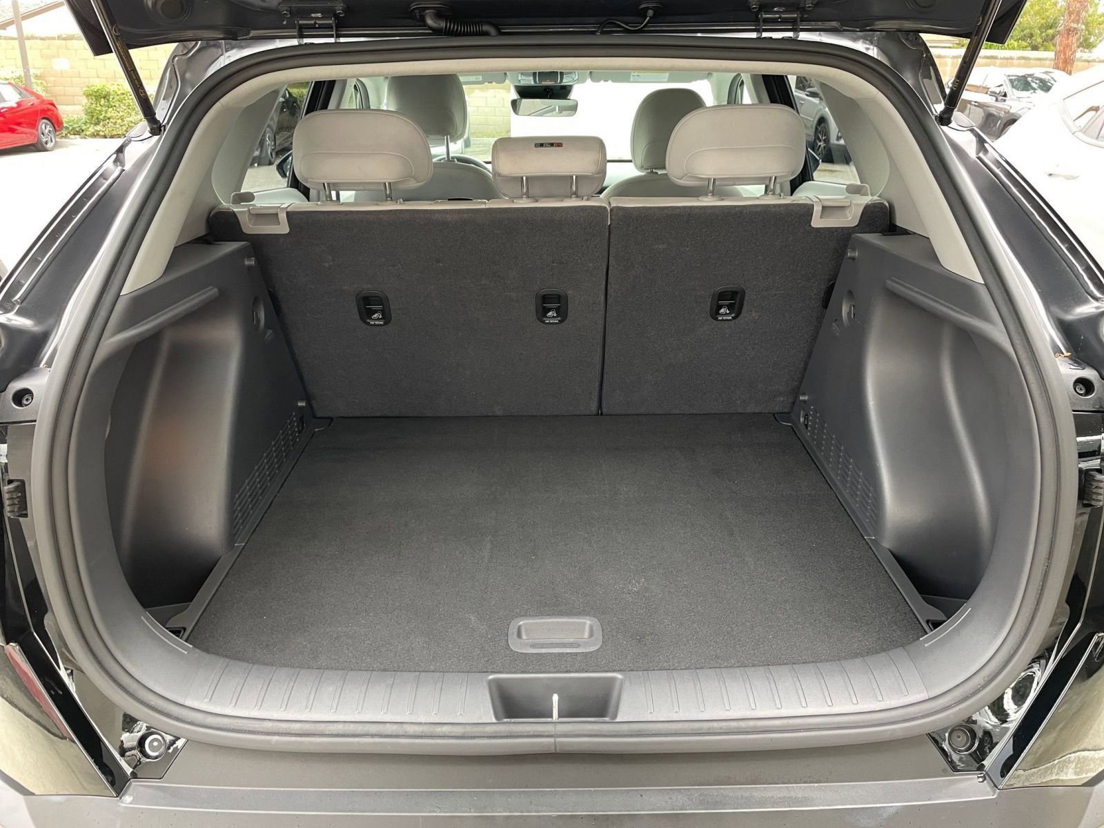 Thumbnail: 2025 Hyundai Kona - 31