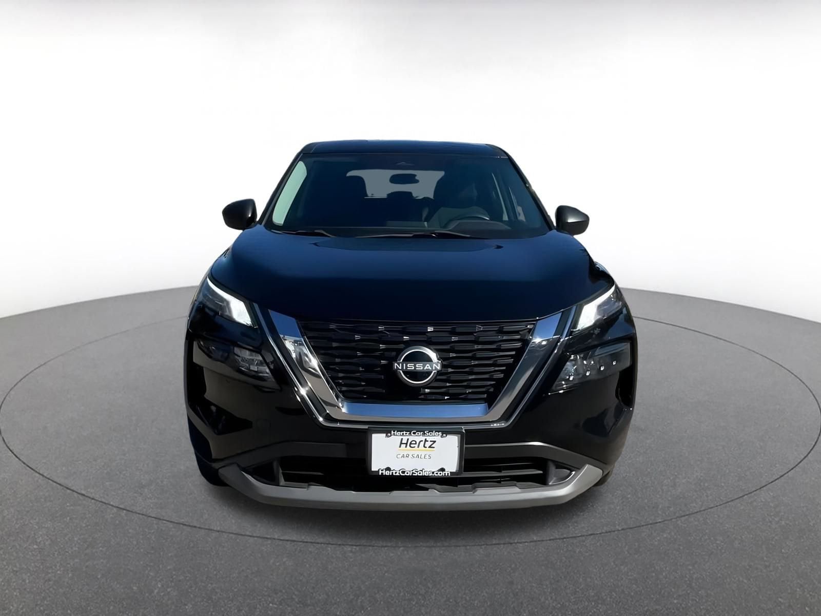 Thumbnail: 2023 Nissan Rogue - 4