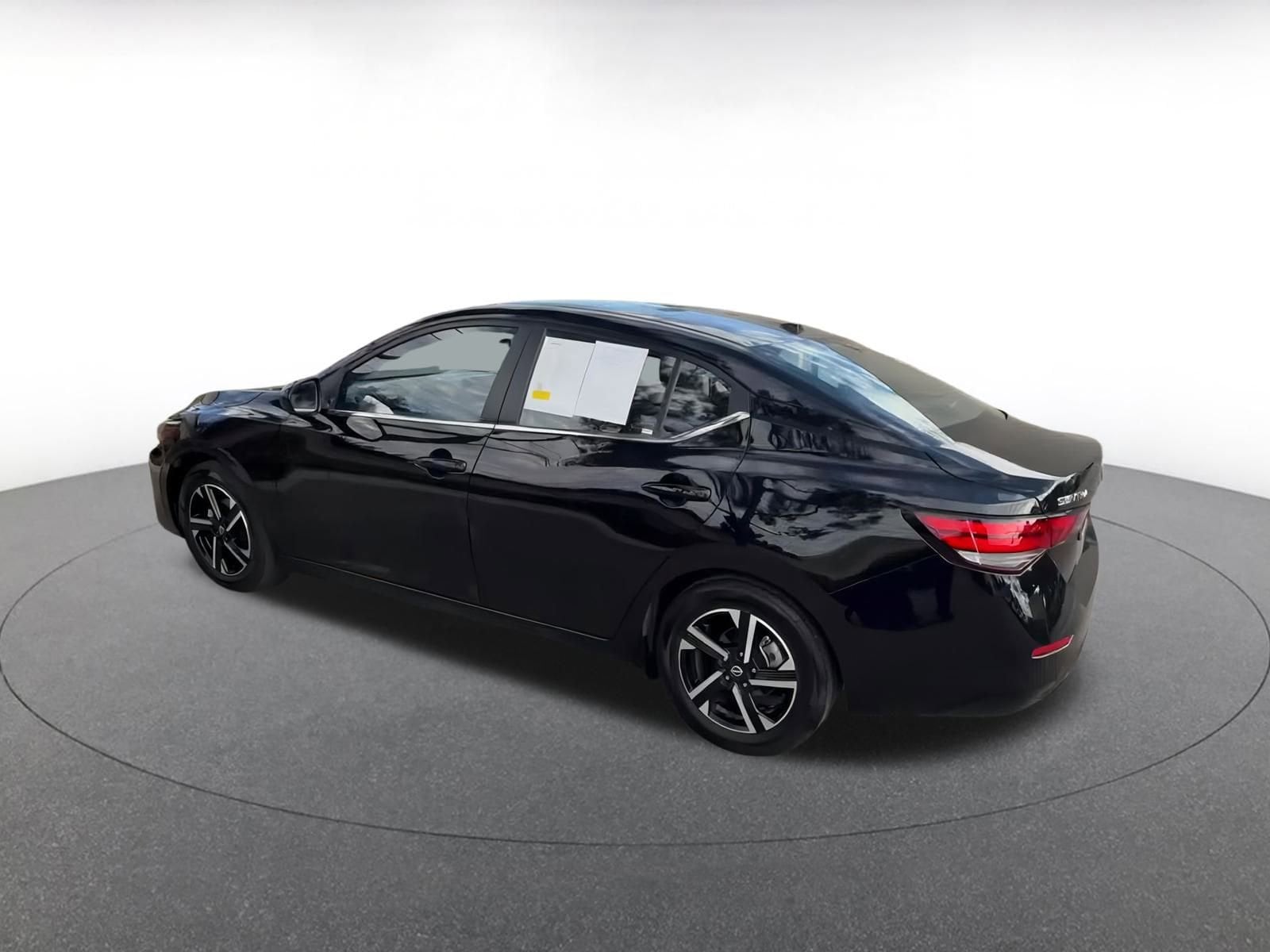 Thumbnail: 2025 Nissan Sentra - 11