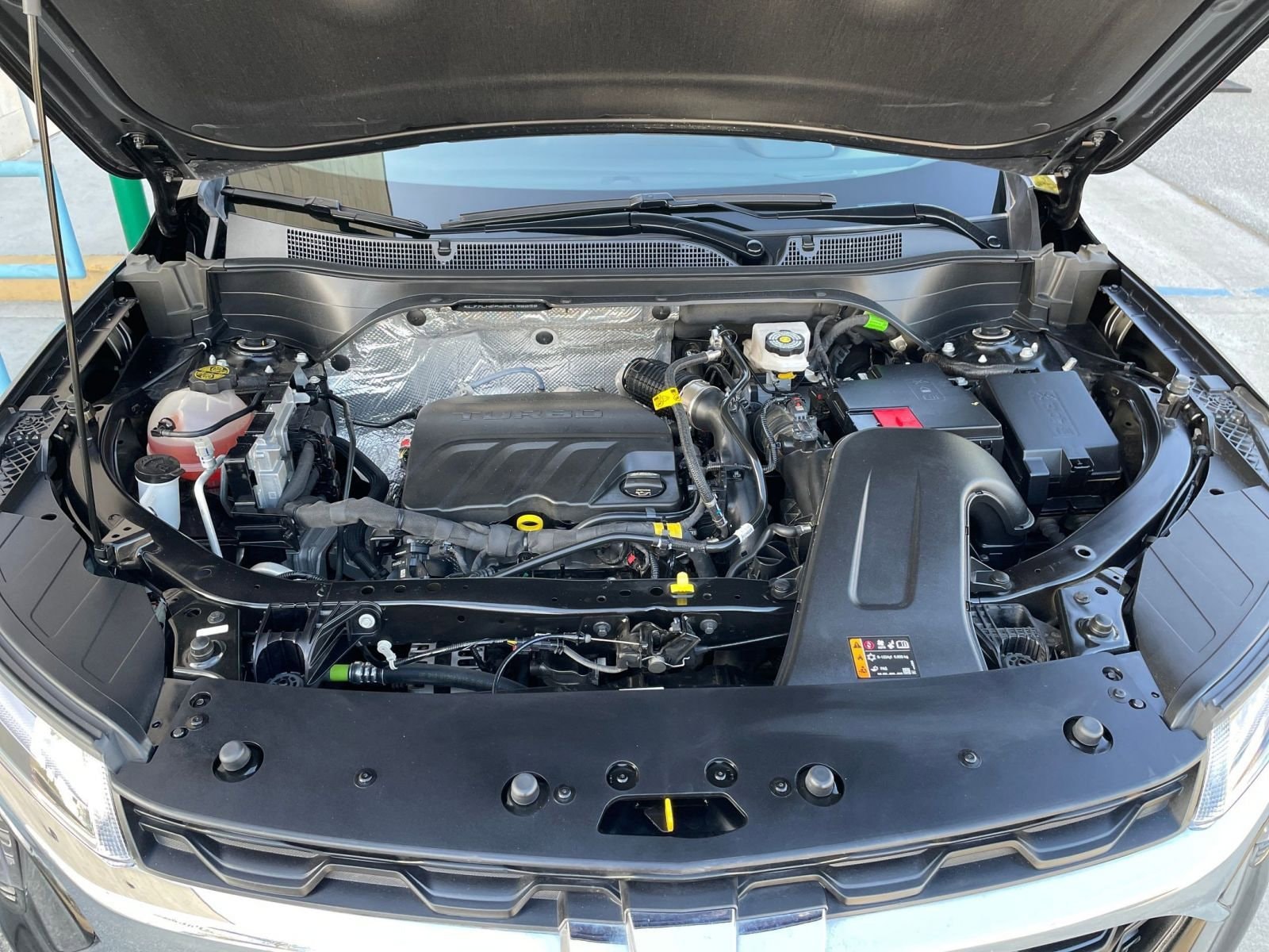 Thumbnail: 2025 Chevrolet Trax - 32