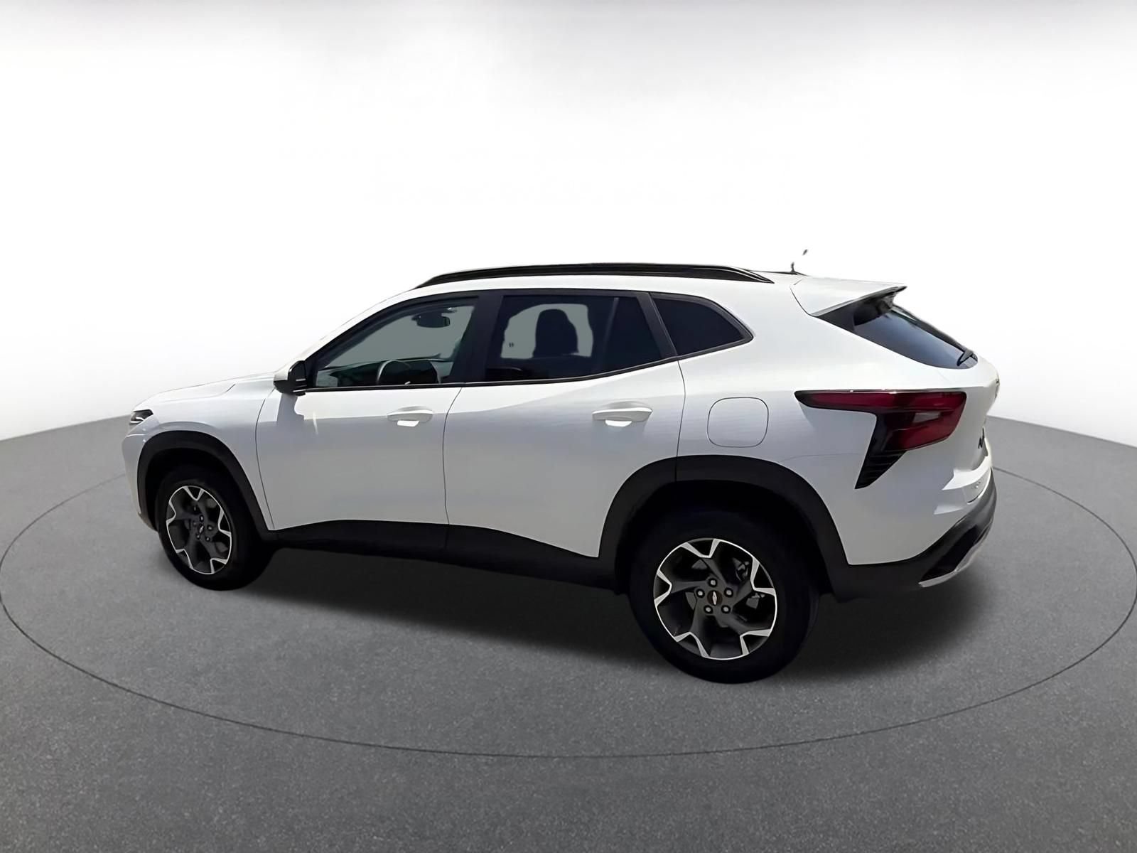 Thumbnail: 2025 Chevrolet Trax - 9