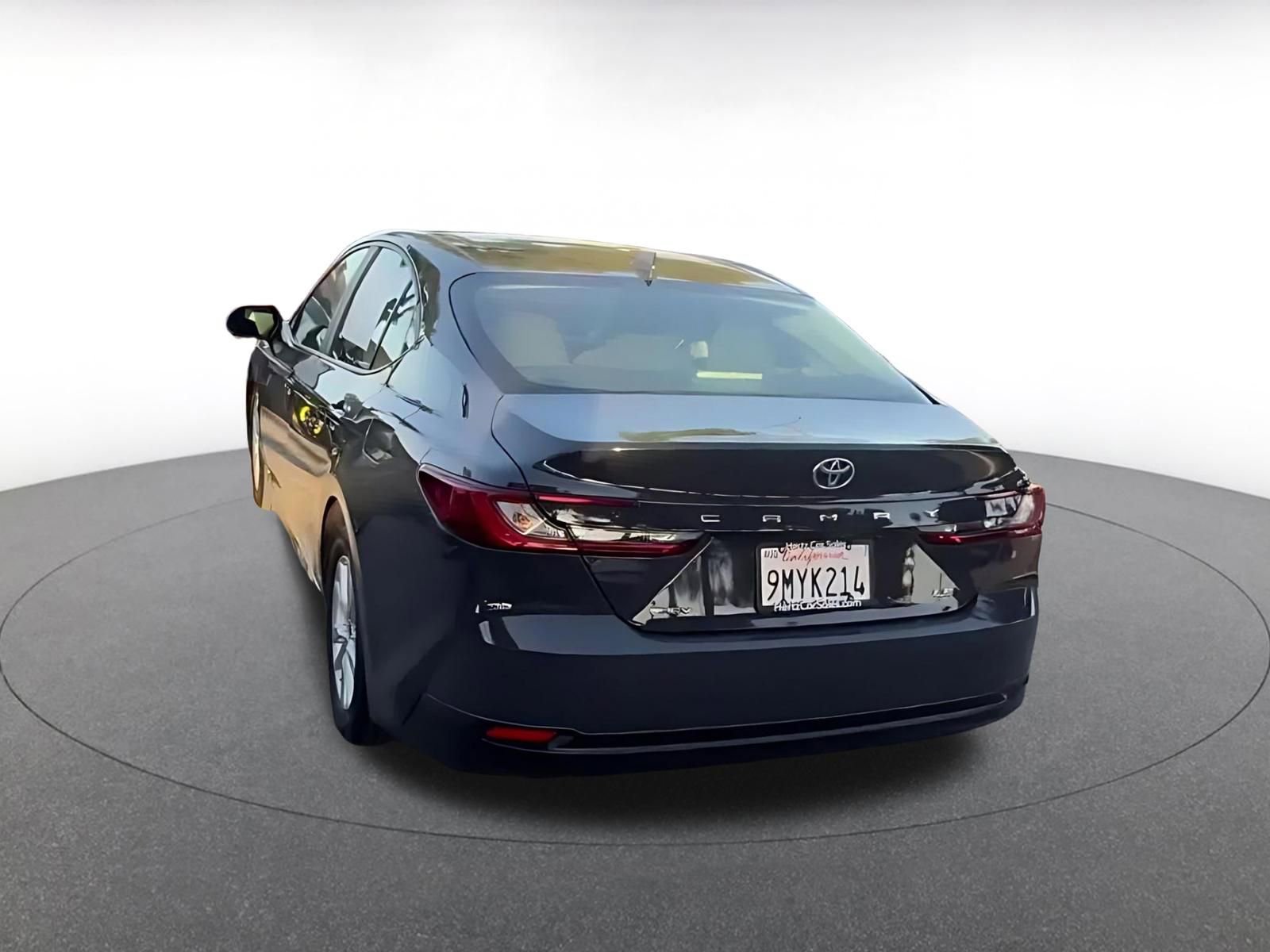 Thumbnail: 2025 Toyota Camry - 11