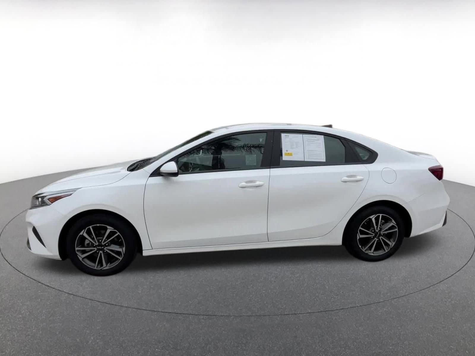2024 Kia Forte LXS 8