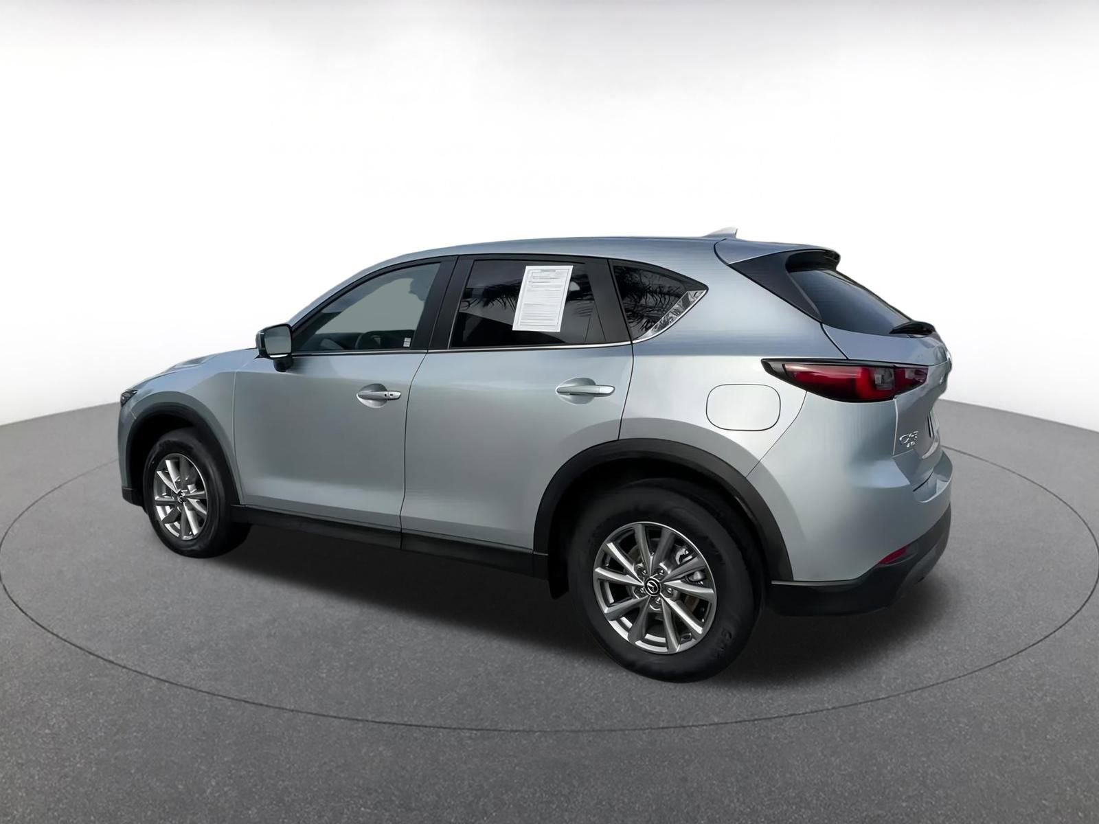 Thumbnail: 2022 Mazda CX-5 - 10