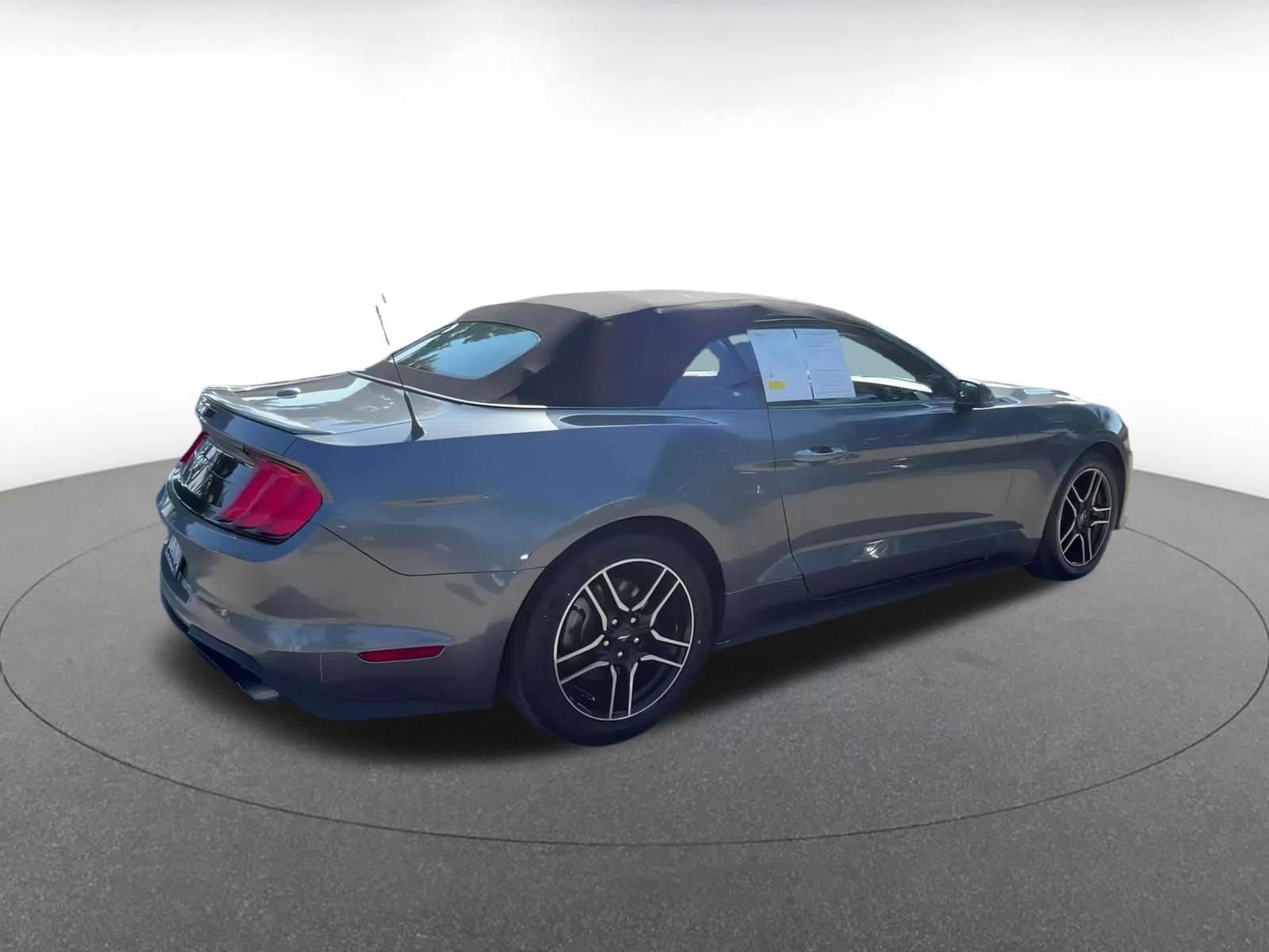 2023 Ford Mustang  15