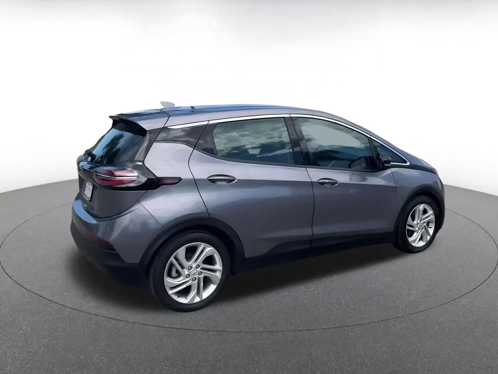 Thumbnail: 2023 Chevrolet Bolt EV - 15