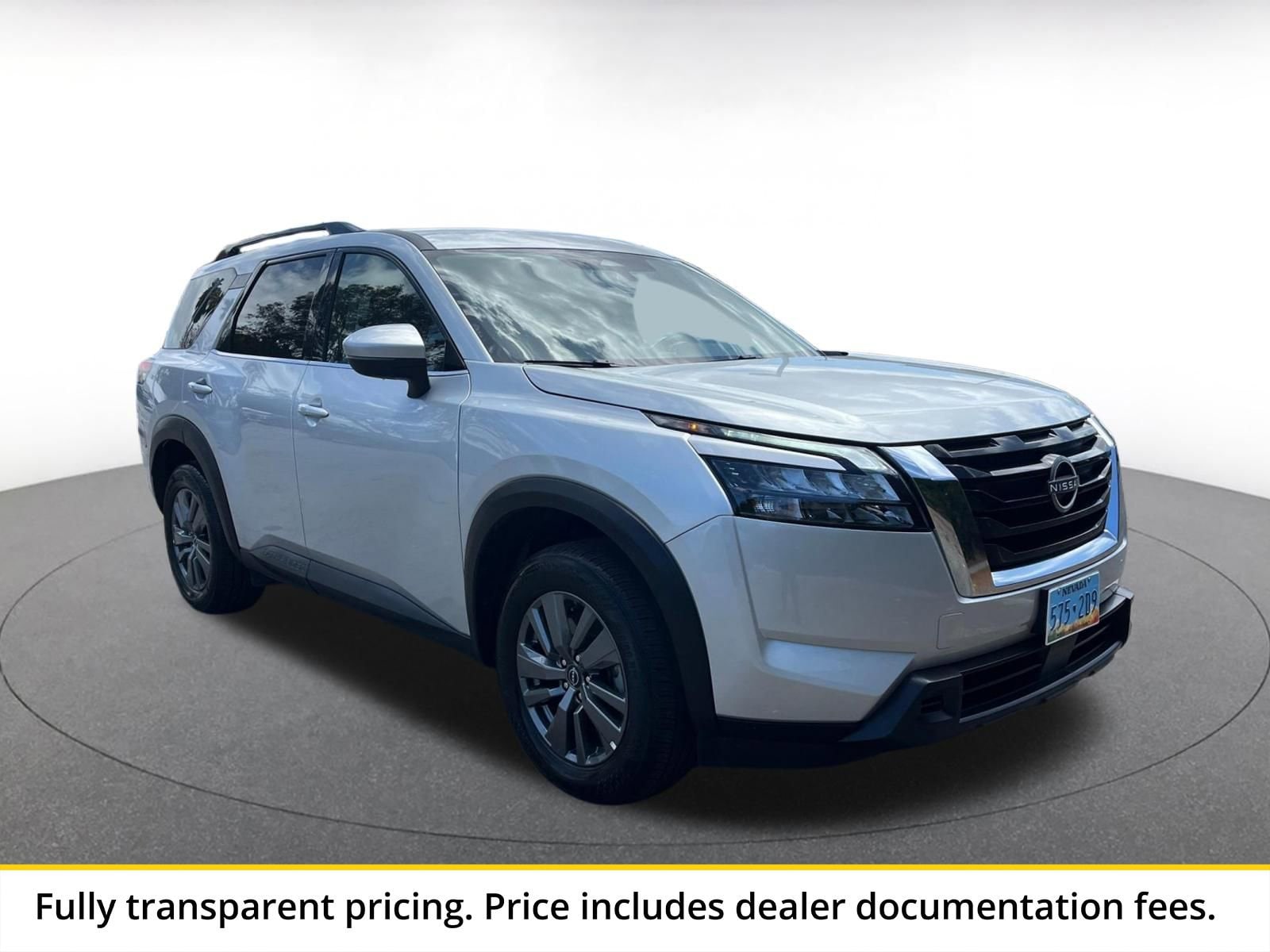 Thumbnail: 2025 Nissan Pathfinder - 1