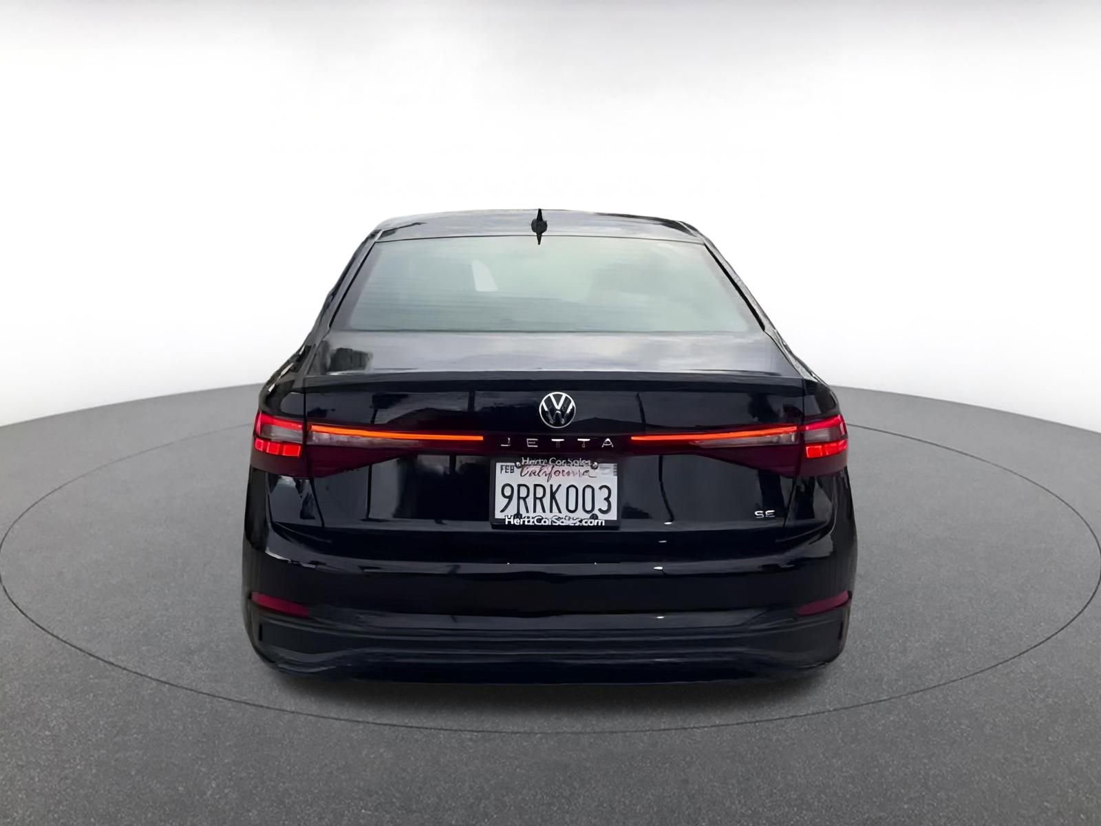 Thumbnail: 2025 Volkswagen Jetta - 14