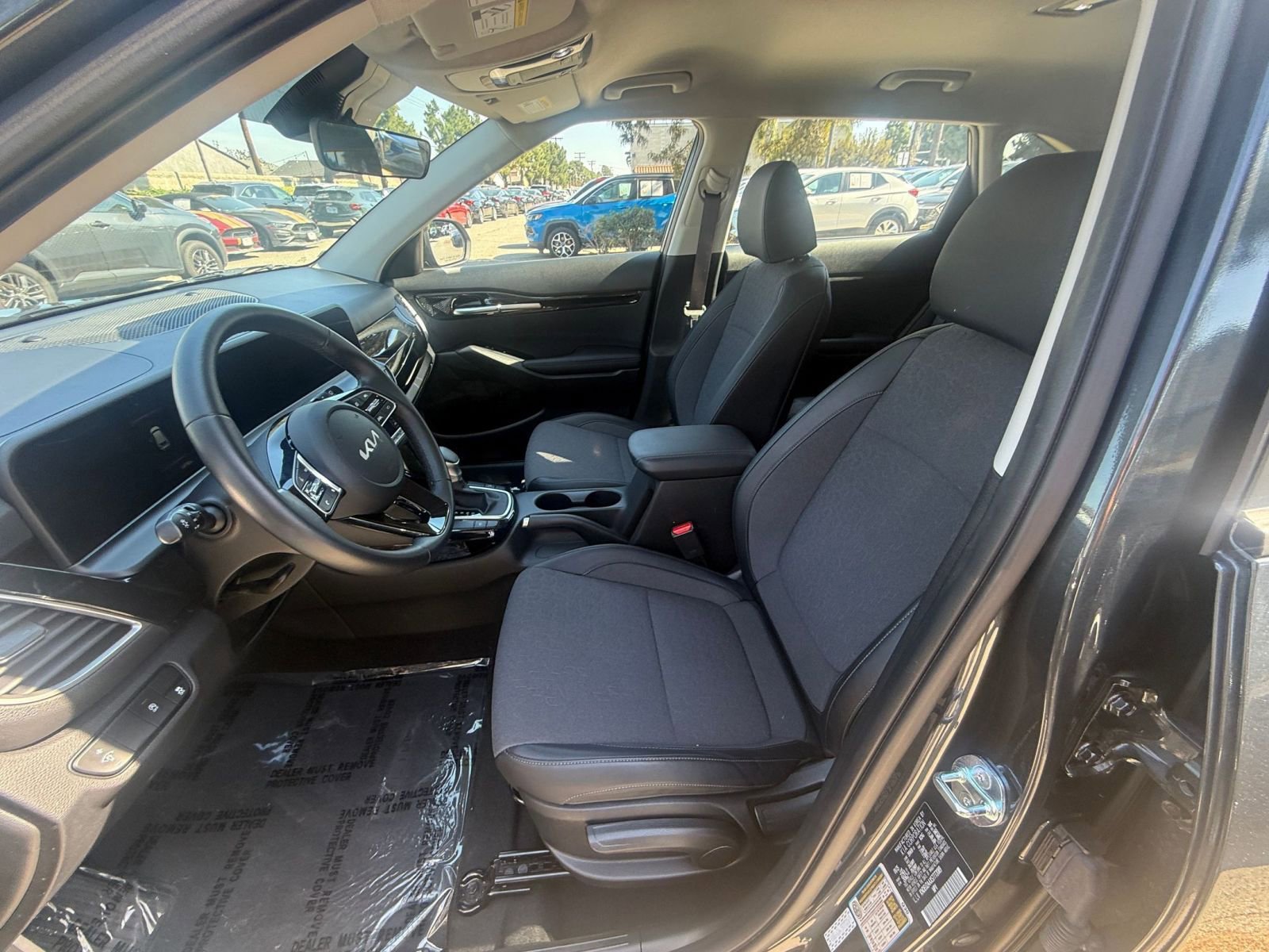 Thumbnail: 2025 Kia Seltos - 24