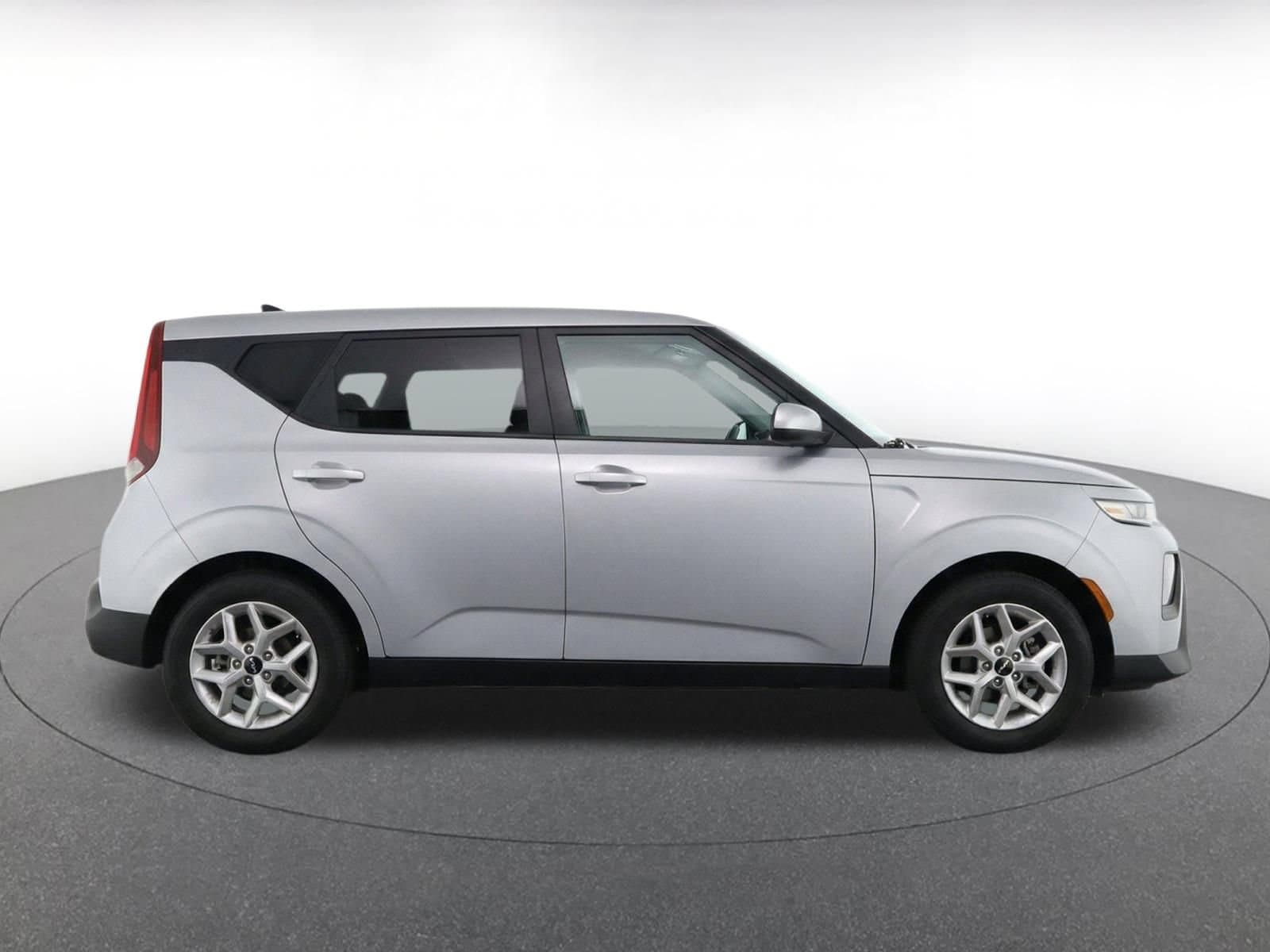 Thumbnail: 2025 Kia Soul - 8