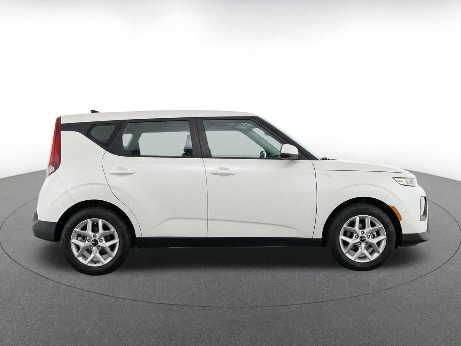 Thumbnail: 2025 Kia Soul - 14