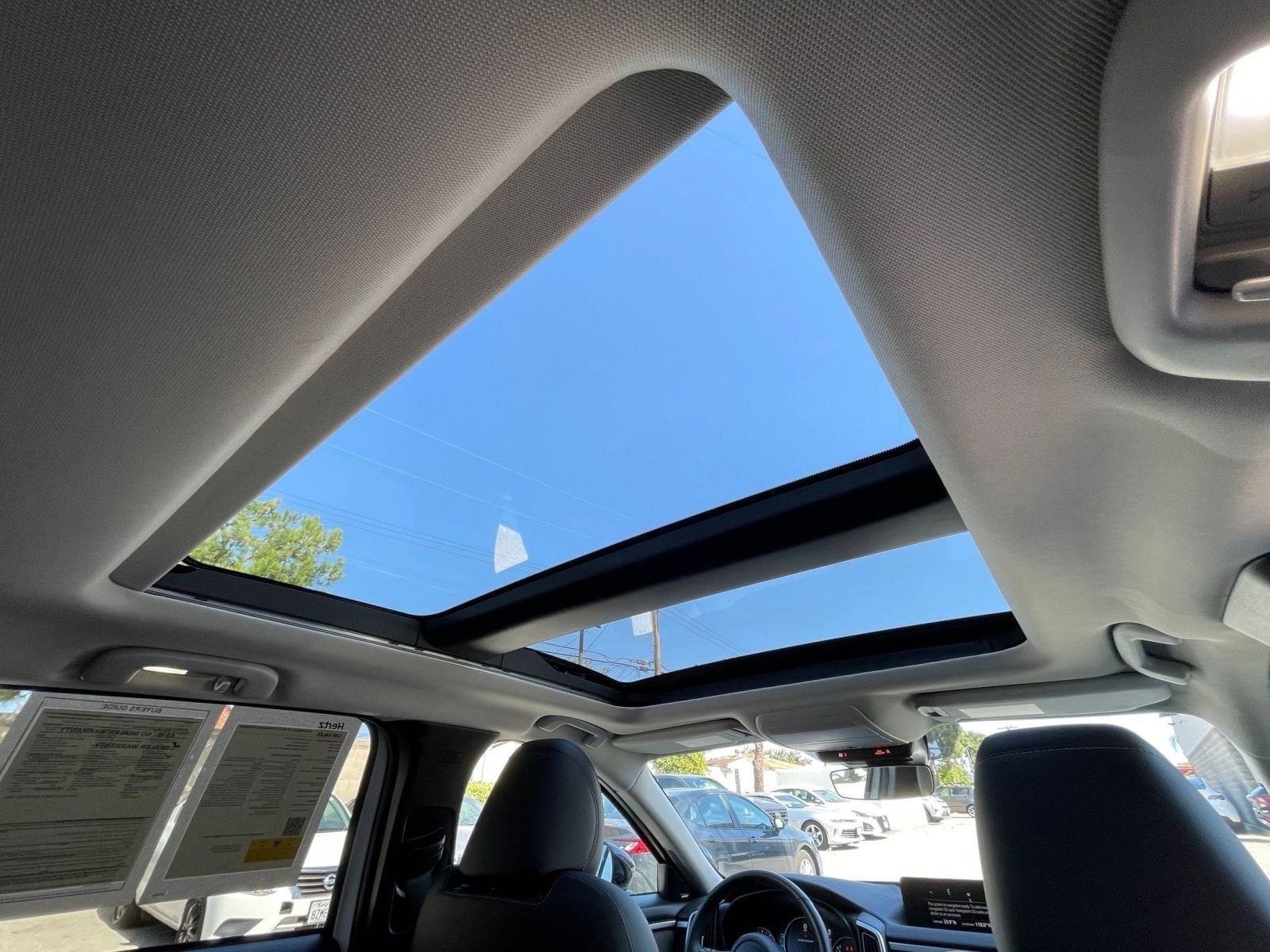 Thumbnail: 2025 Mazda CX-50 - 31