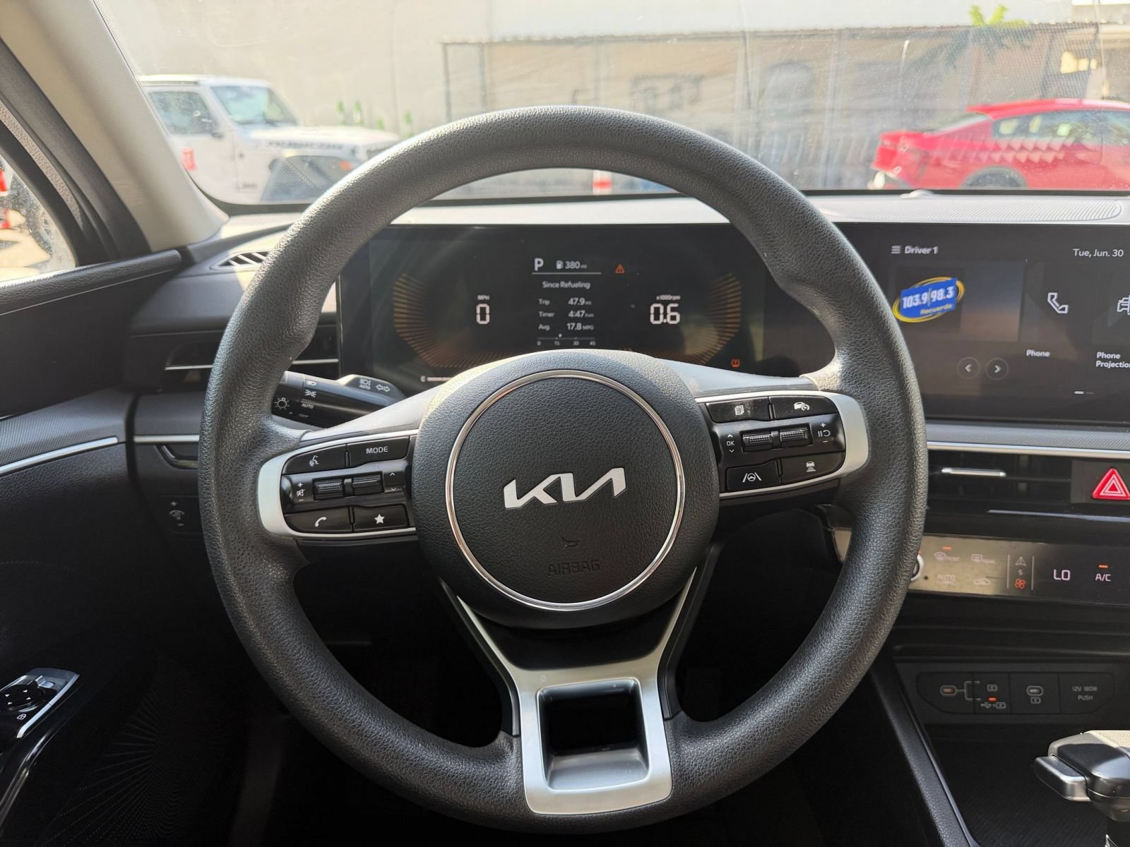 Thumbnail: 2025 Kia K5 - 27