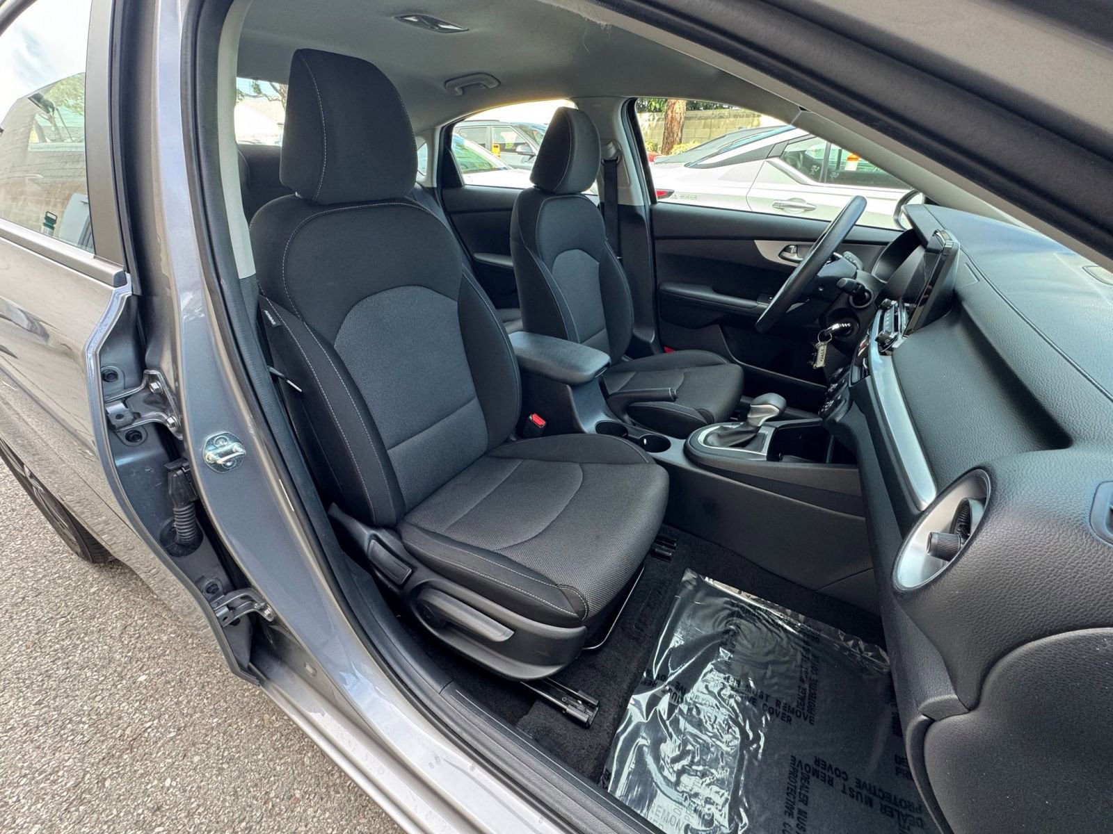 Thumbnail: 2024 Kia Forte - 34