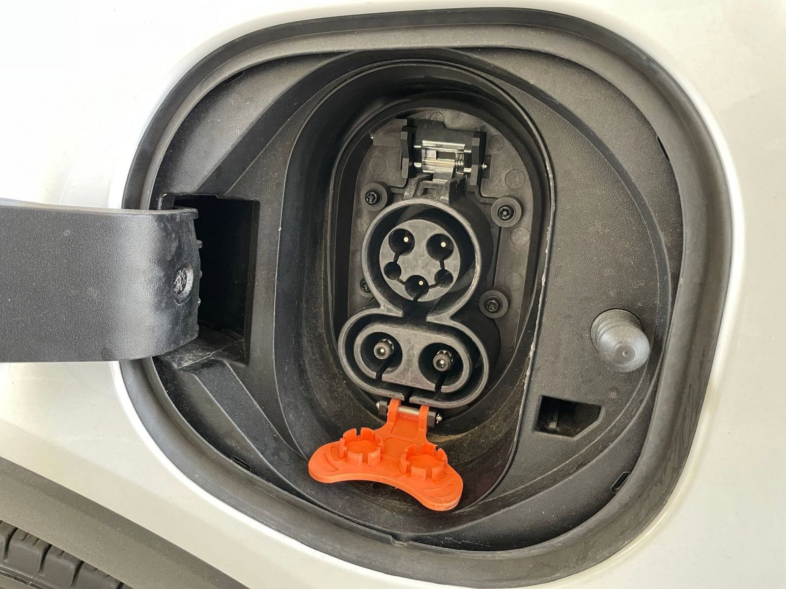 Thumbnail: 2023 Chevrolet Bolt EV - 22