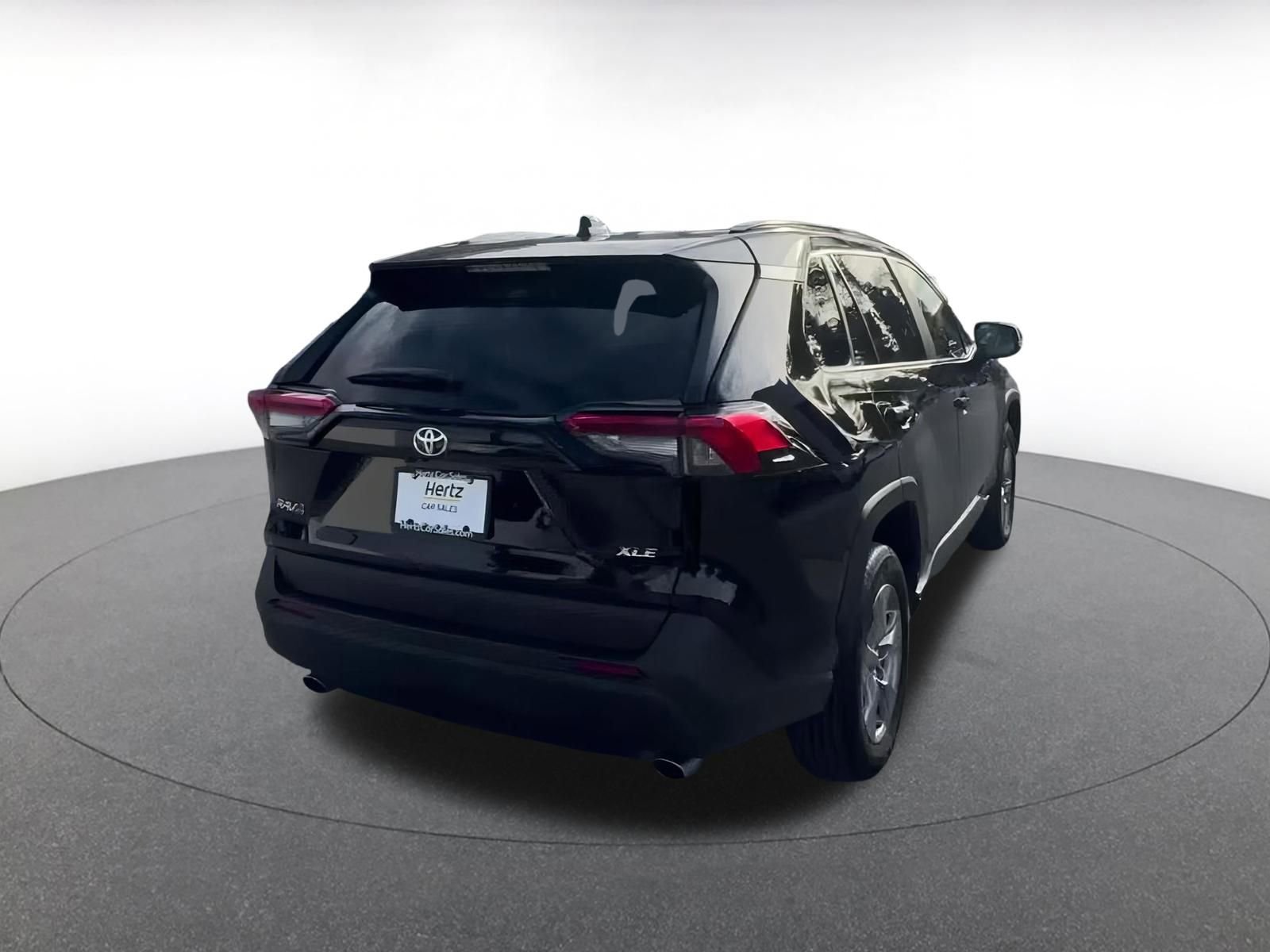 Thumbnail: 2025 Toyota RAV4 - 15