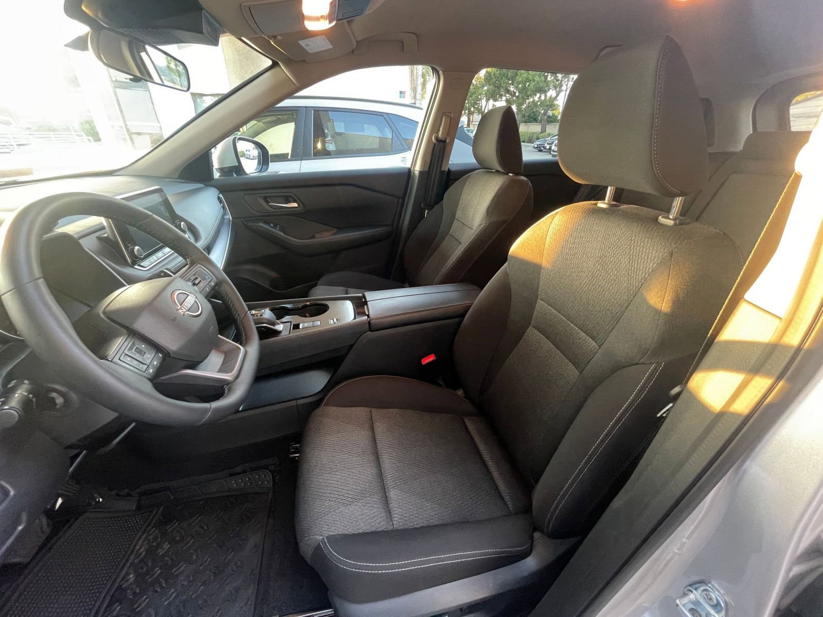 Thumbnail: 2025 Nissan Rogue - 24