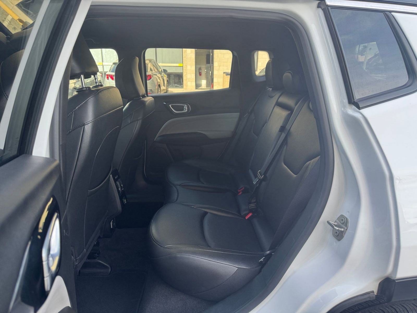 Thumbnail: 2025 Jeep Compass - 27